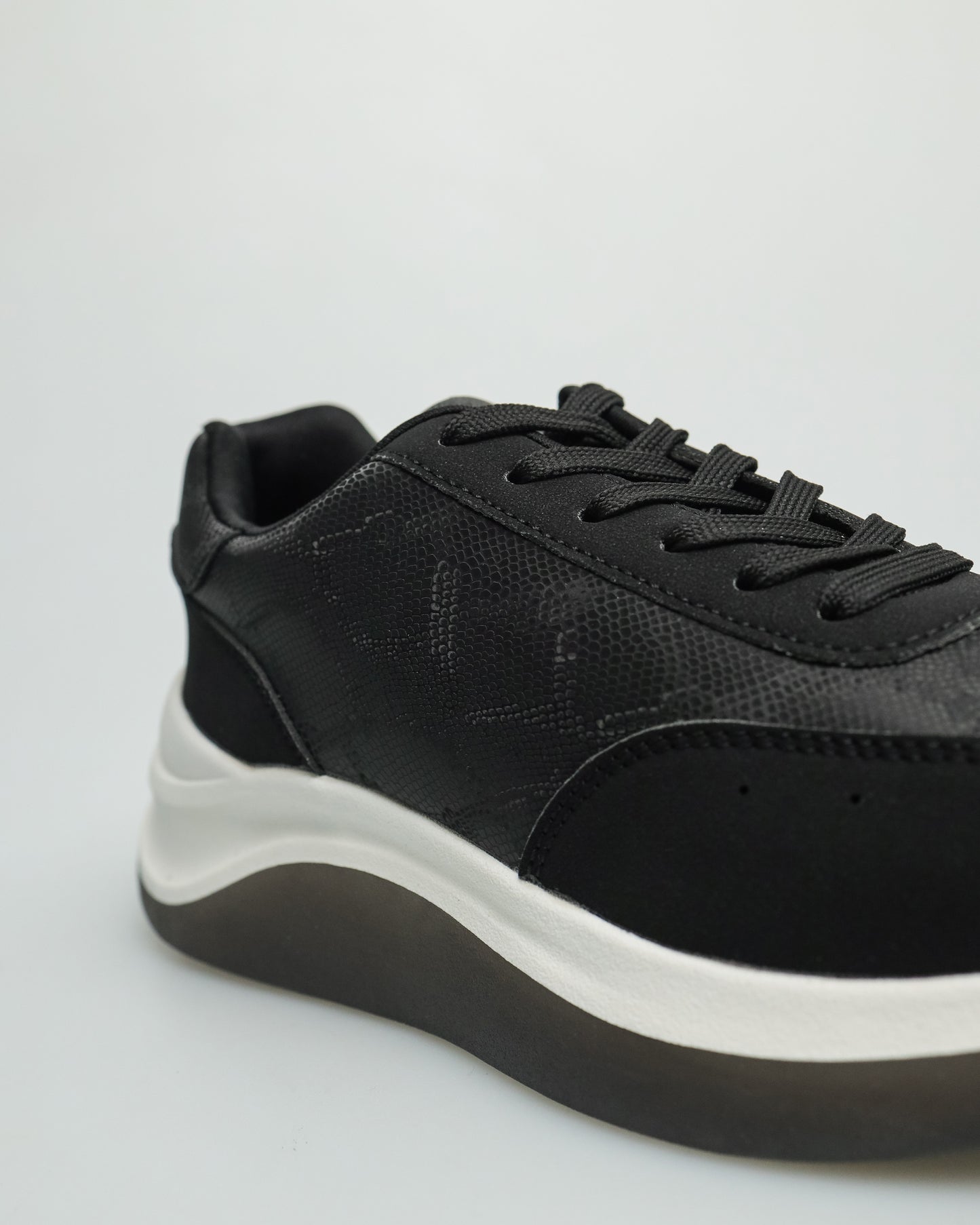 Tomaz YX115 Ladies Sneakers (Black)