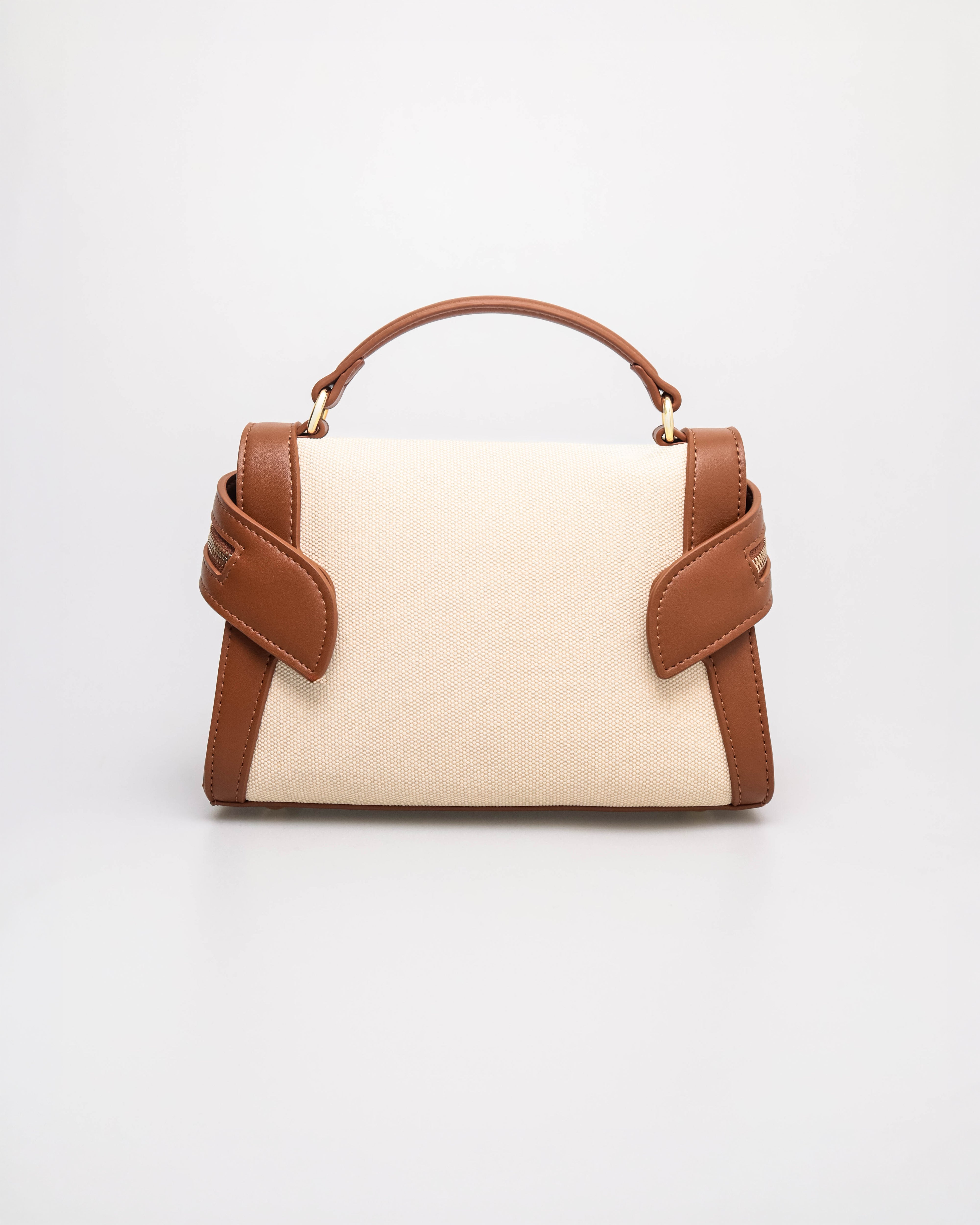 #color_white/brown