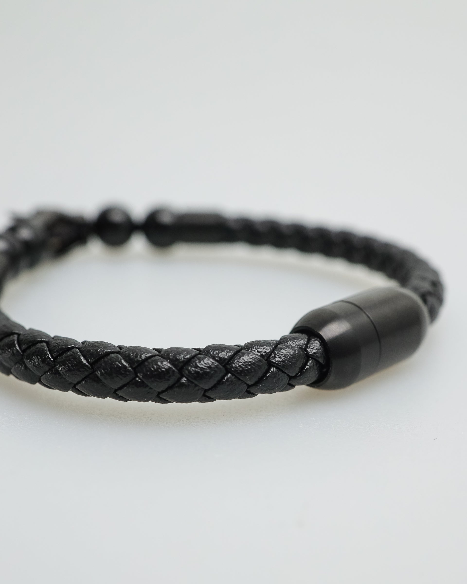 Tomaz NT403 Bracelet (Black)