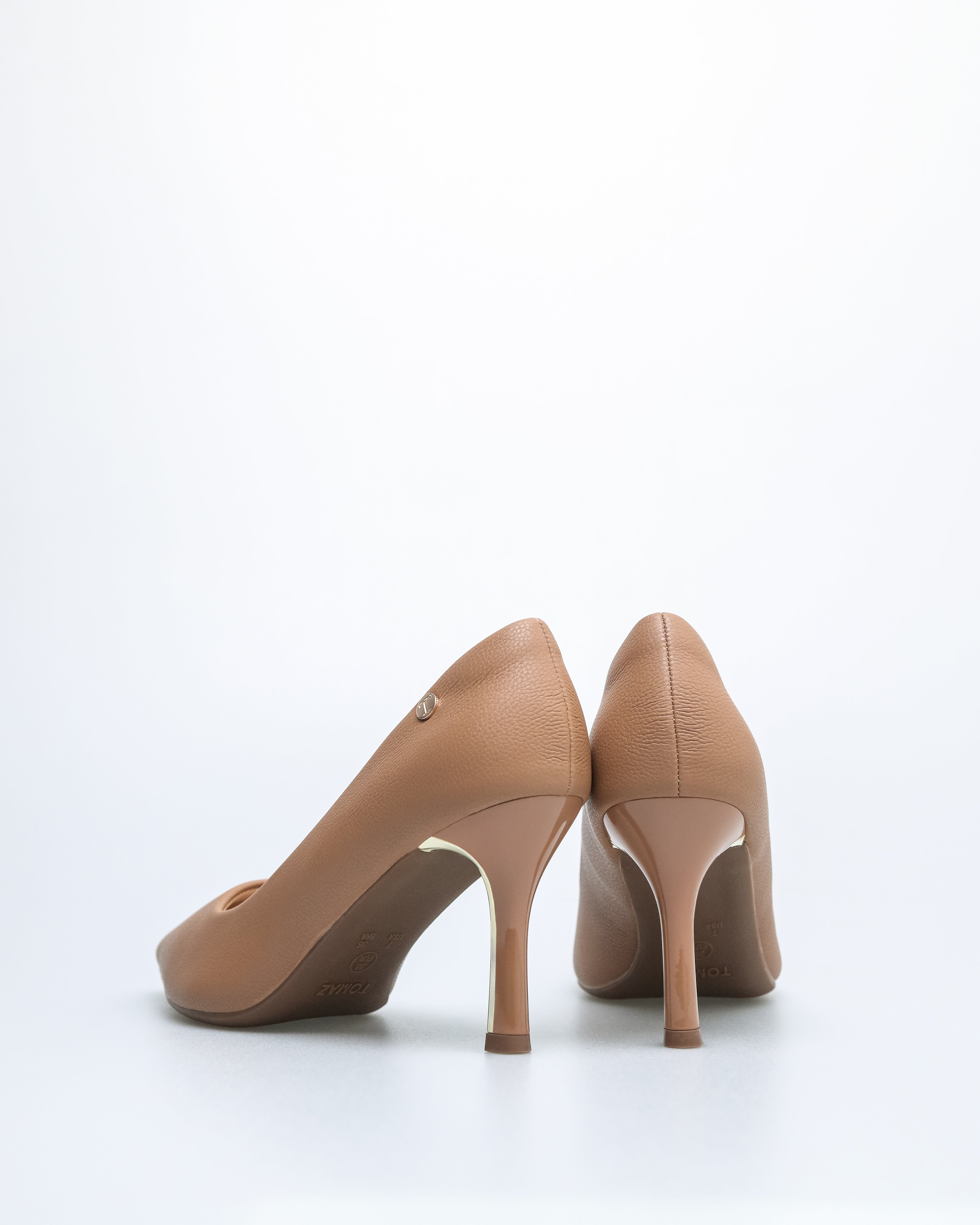 Tomaz NN352 Ladies T-Charm Pointy Heels (Camel)