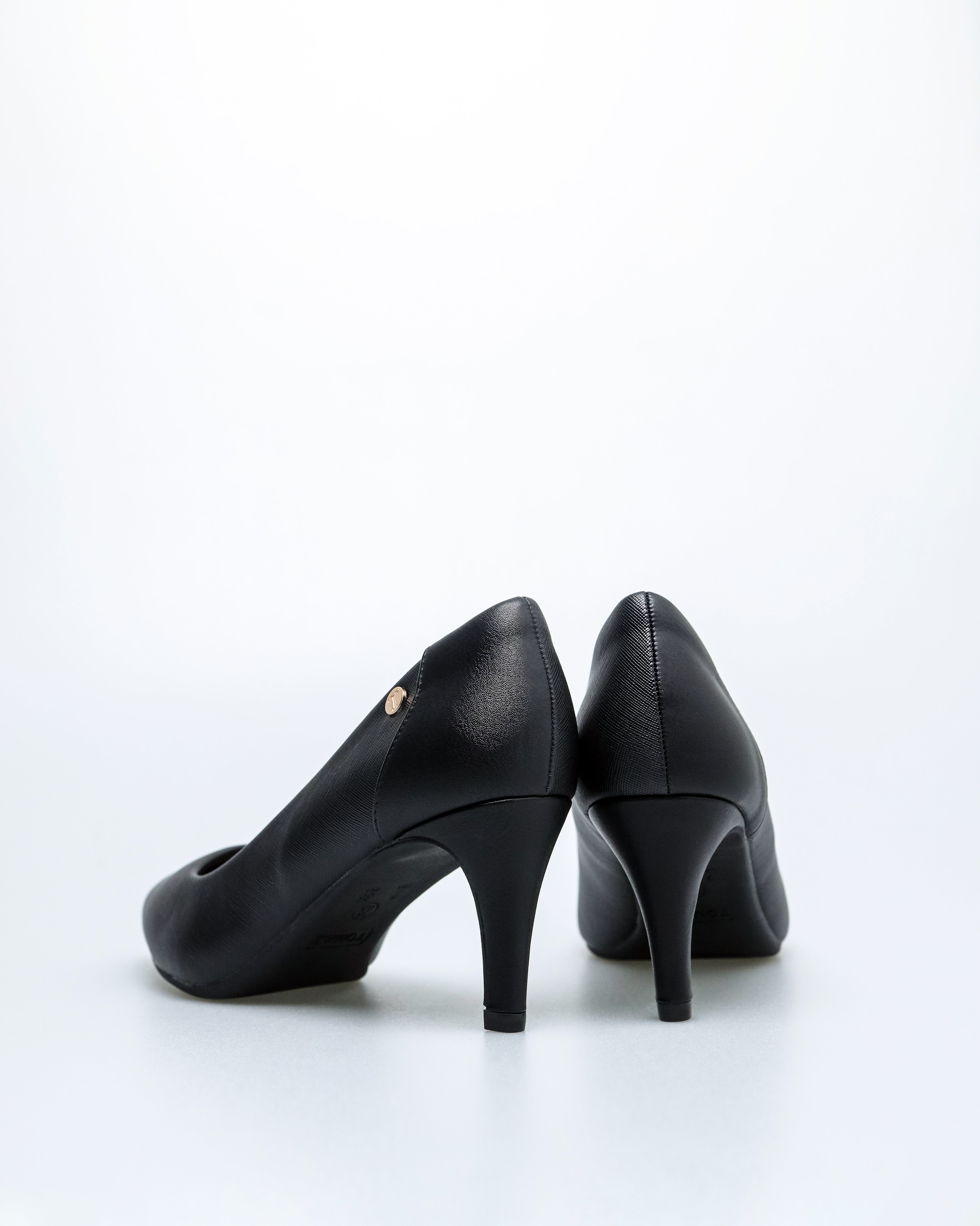 Tomaz NN371 Ladies Textured Pointy Heels (Black)