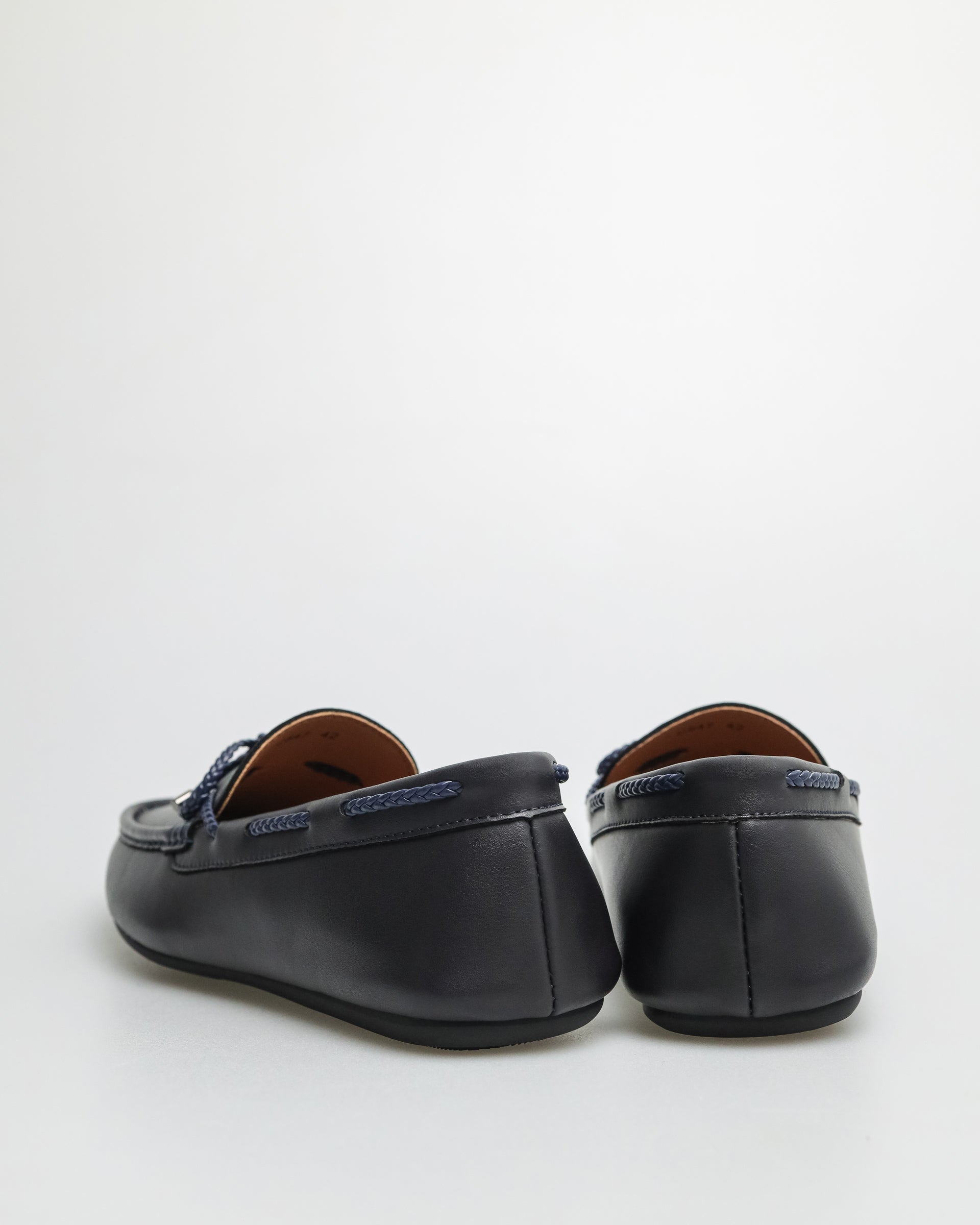 Tomaz C547 Men's Bow Moccasins (Navy)