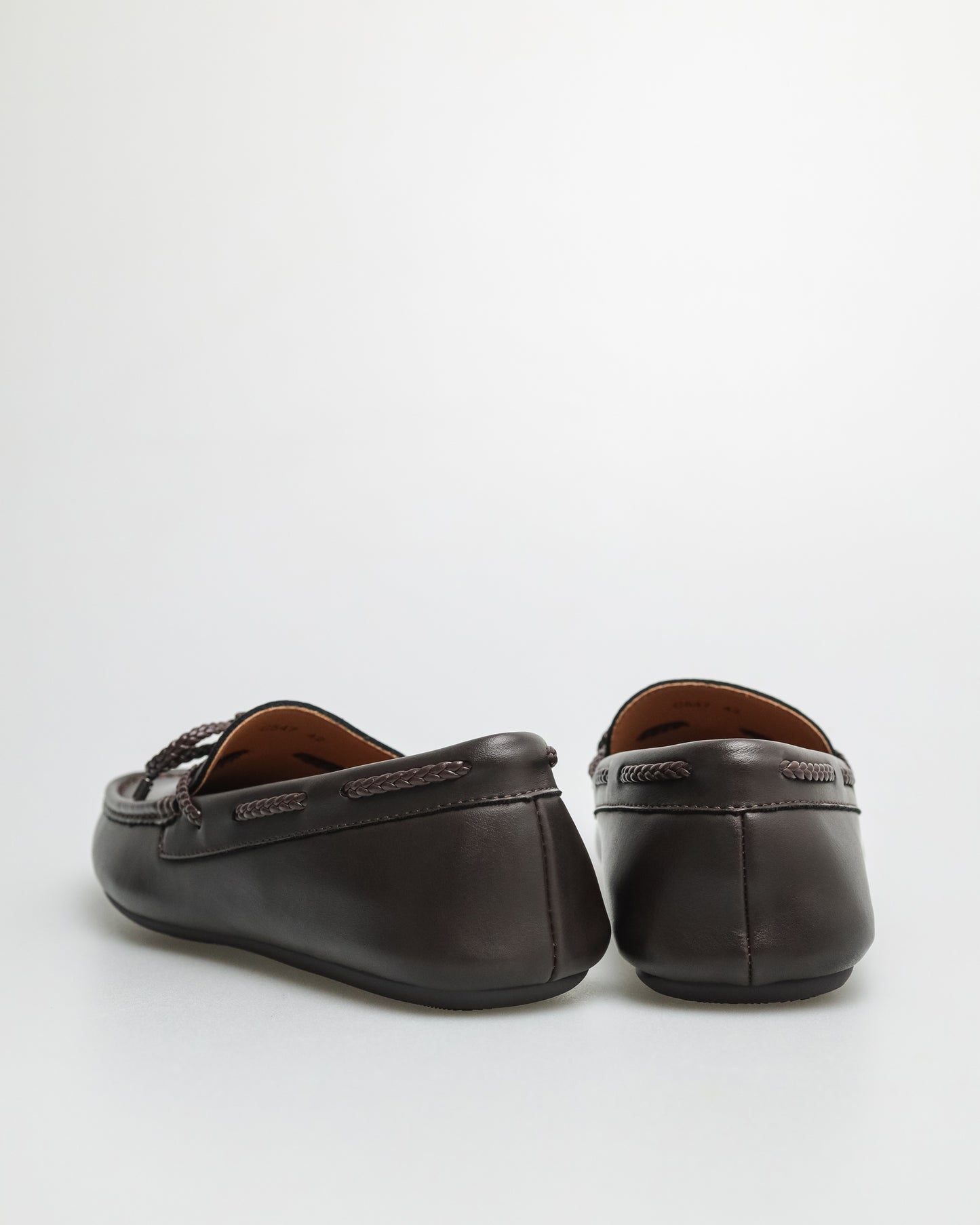 Tomaz C547 Men's Bow Moccasins (Coffee)