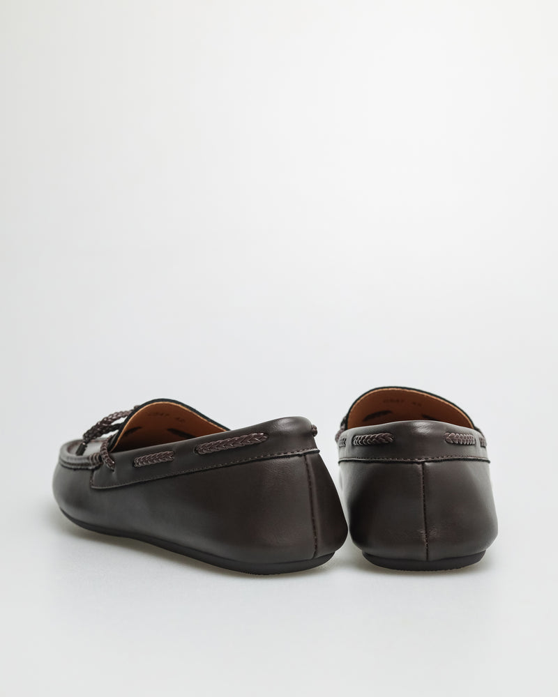 
                  
                    Load image into Gallery viewer, Tomaz C547 Men&amp;#39;s Bow Moccasins (Coffee)
                  
                