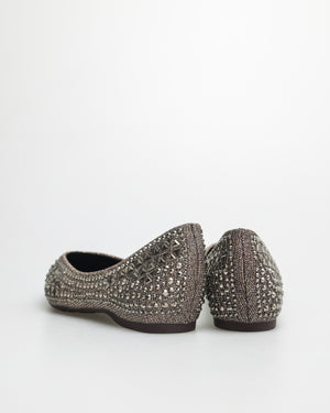 
                  
                    Load image into Gallery viewer, Tomaz YX138 Ladies Gem Crusted Flats (Grey)
                  
                