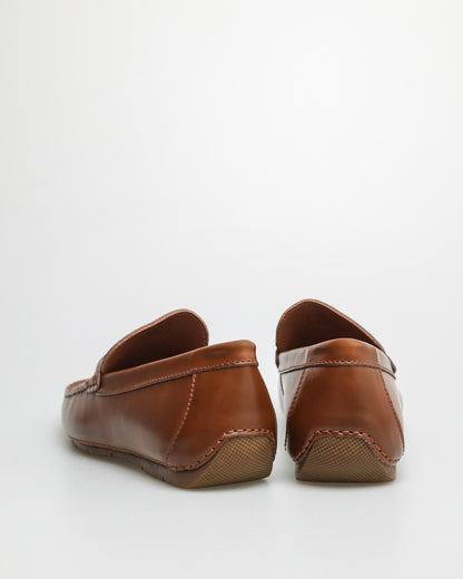 Tomaz C482 Buckle Moccasins (Brown)