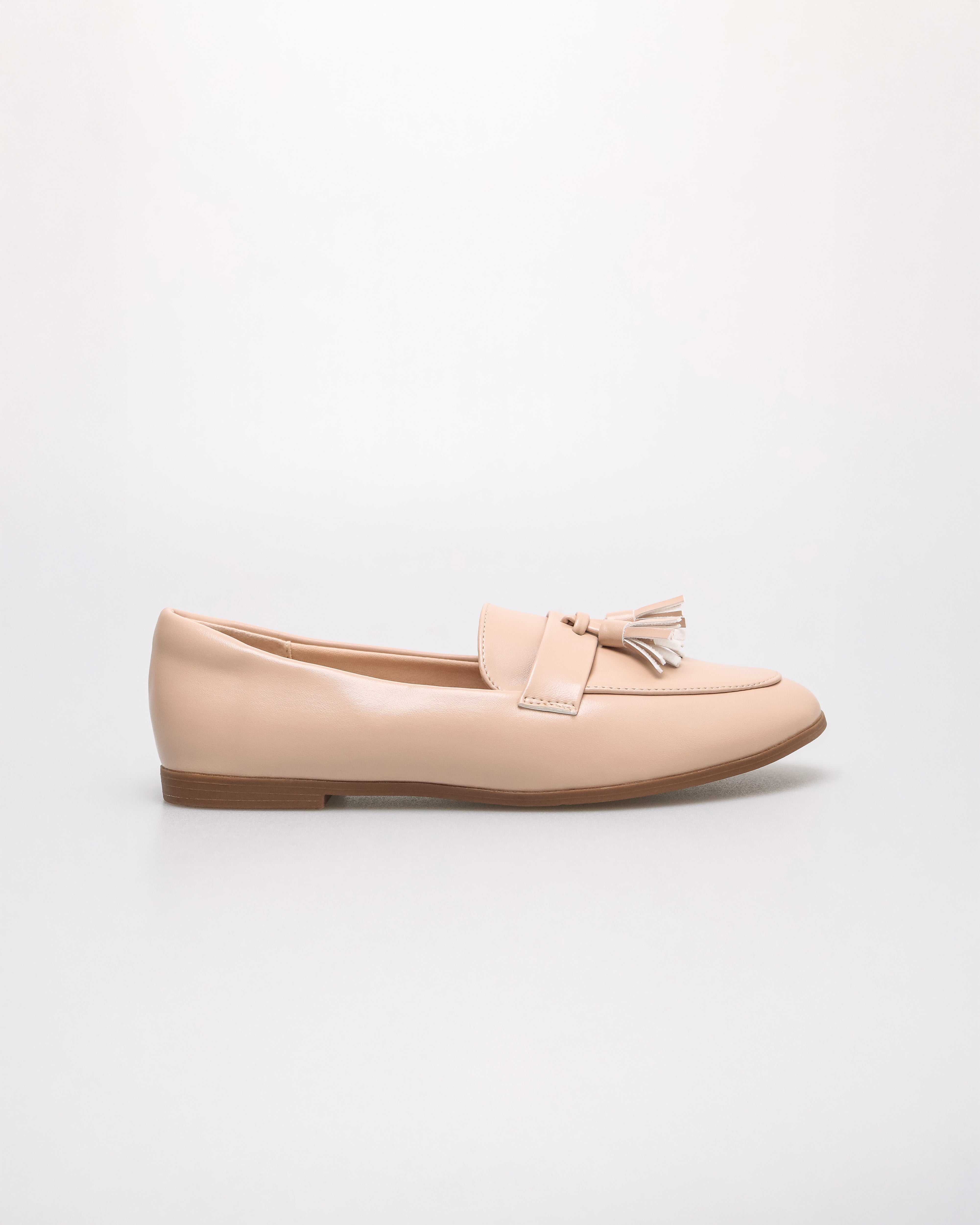 Tomaz NN489 Ladies Tassel Flats (Beige)