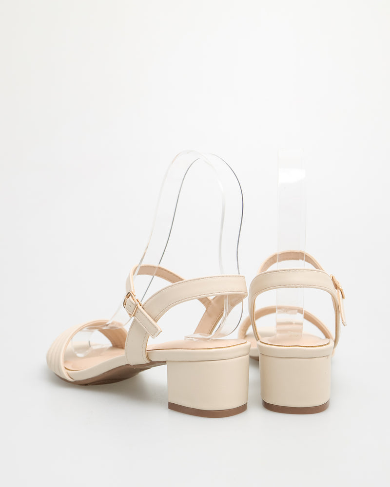 
                  
                    Load image into Gallery viewer, Tomaz NN167 Ladies Slingbacks Low Heels (Cream)
                  
                