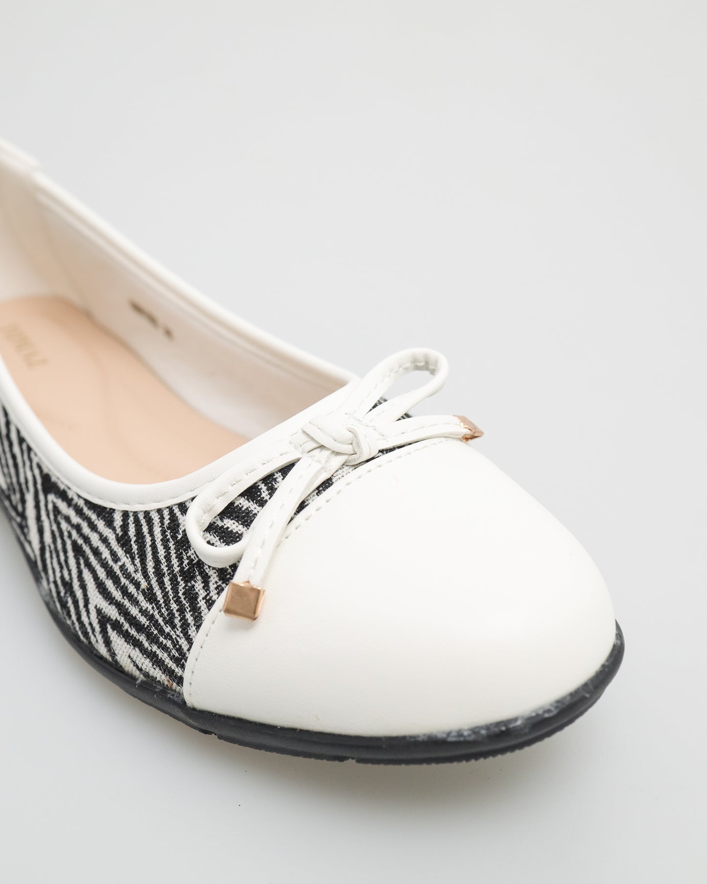 Tomaz NN165 Ladies Tweed Flats (White)