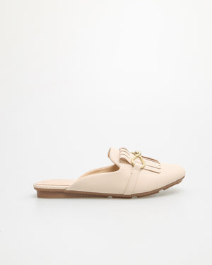 
                  
                    Load image into Gallery viewer, Tomaz NN168 Ladies Fringe Slip On (Beige)
                  
                