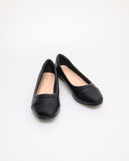 Tomaz NN446 Ladies Signature Button Flats (Black)