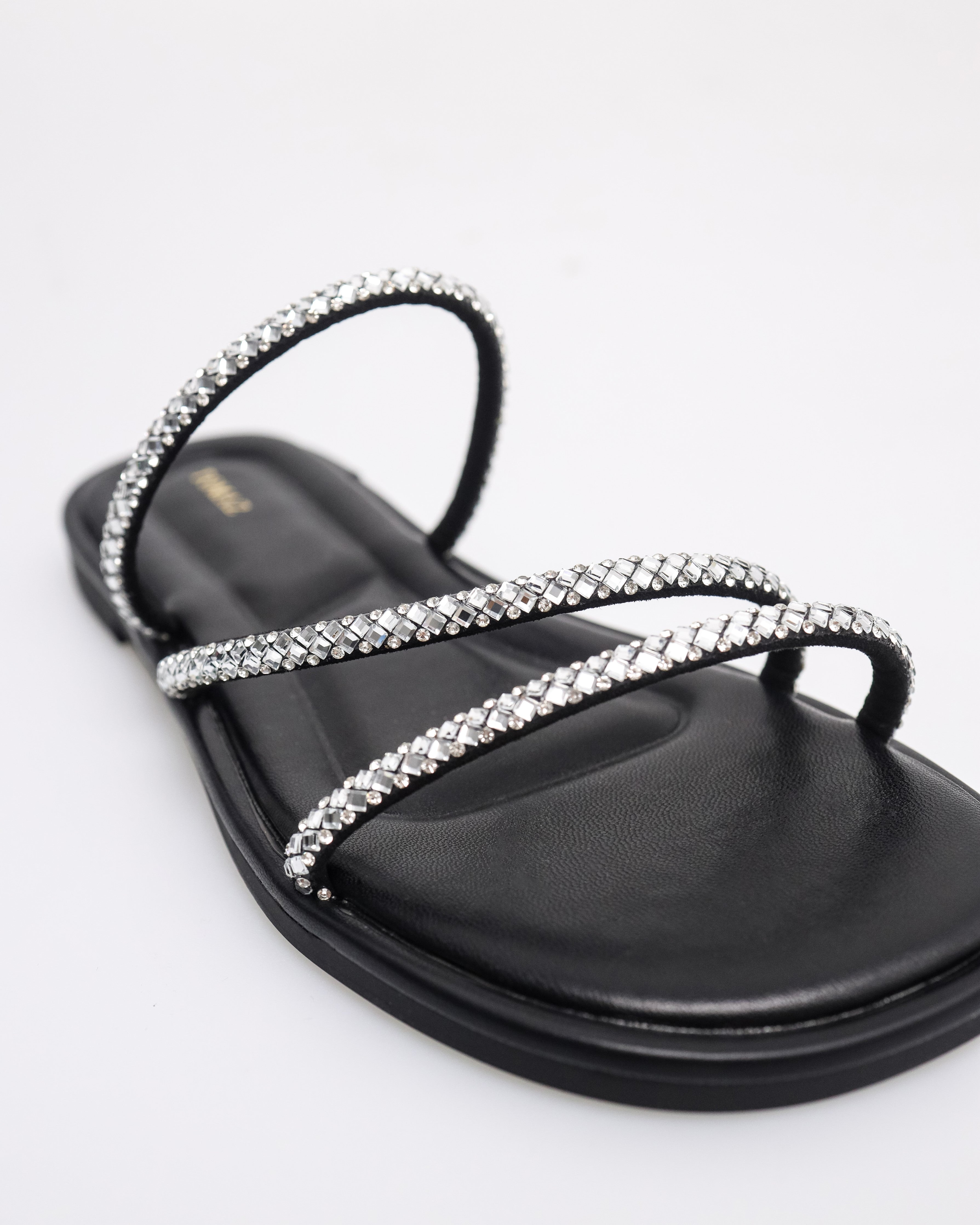 Tomaz NN507 Ladies Strappy Rhinestone Flats (Black)