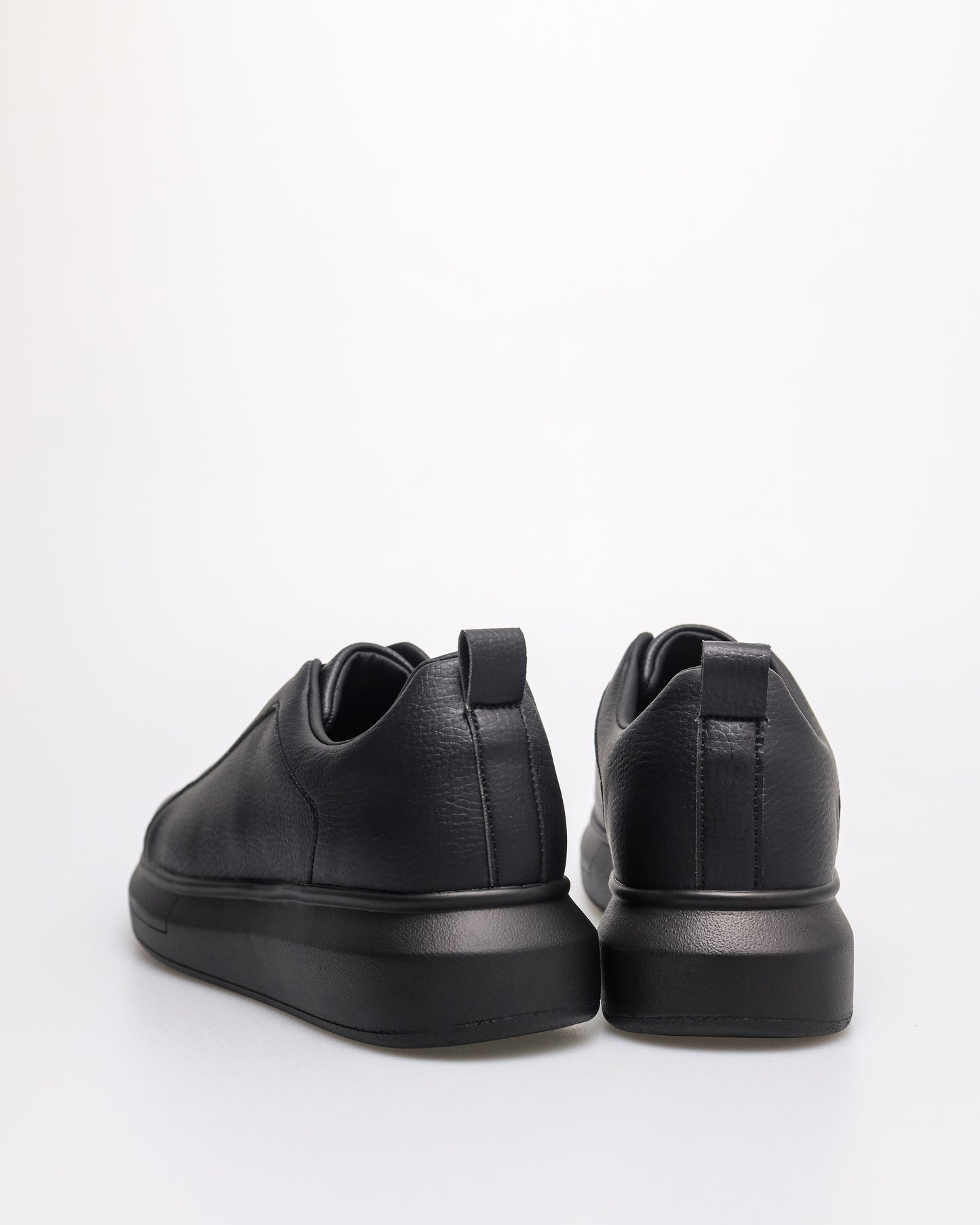 Tomaz C676W Ladies Plain X-Strap Sneaker (Black)