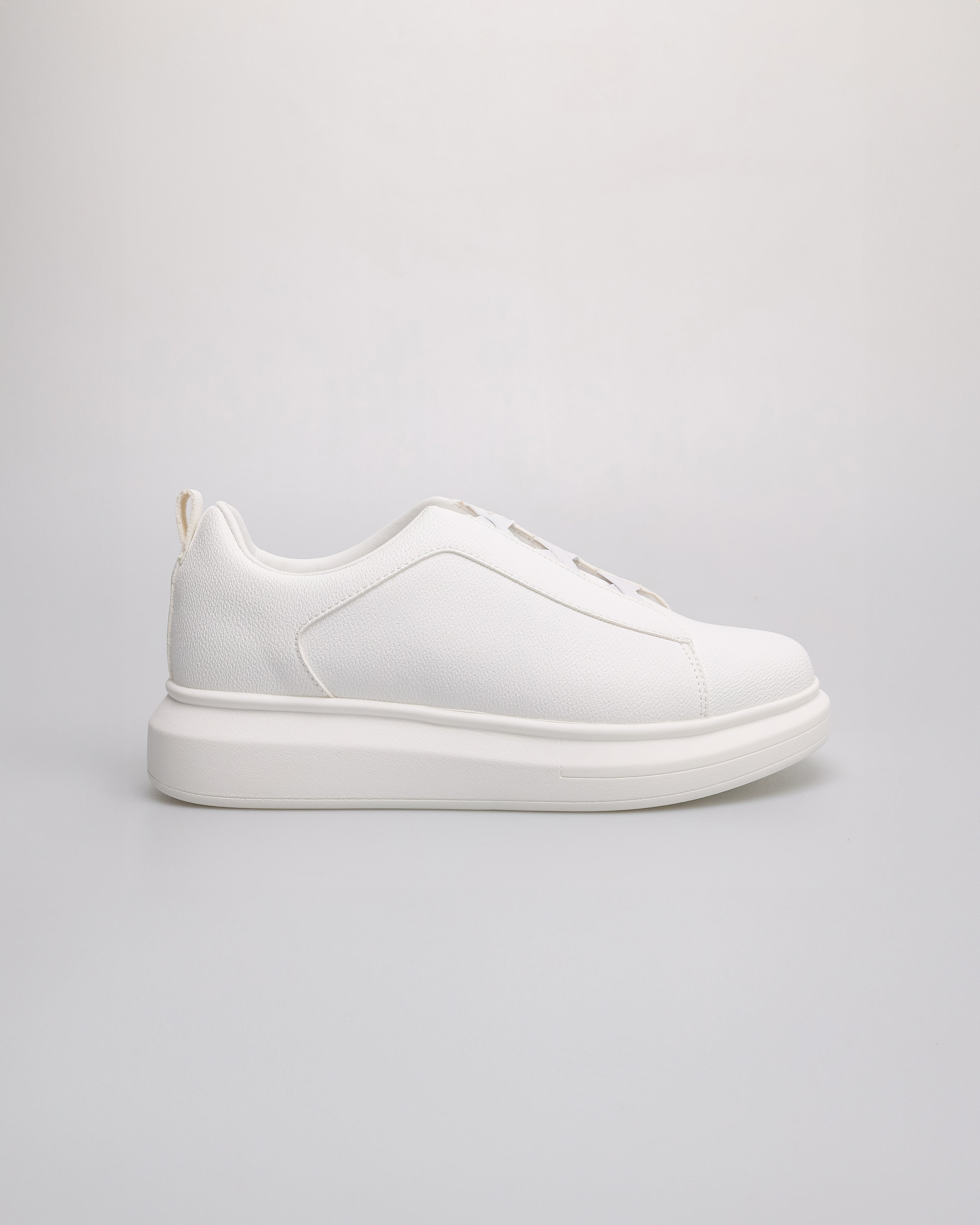 Tomaz C676W Ladies Plain X-Strap Sneaker (White)