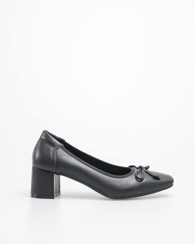 
                  
                    Load image into Gallery viewer, Tomaz FL030 Ladies Bow Tie Heels (Black)
                  
                