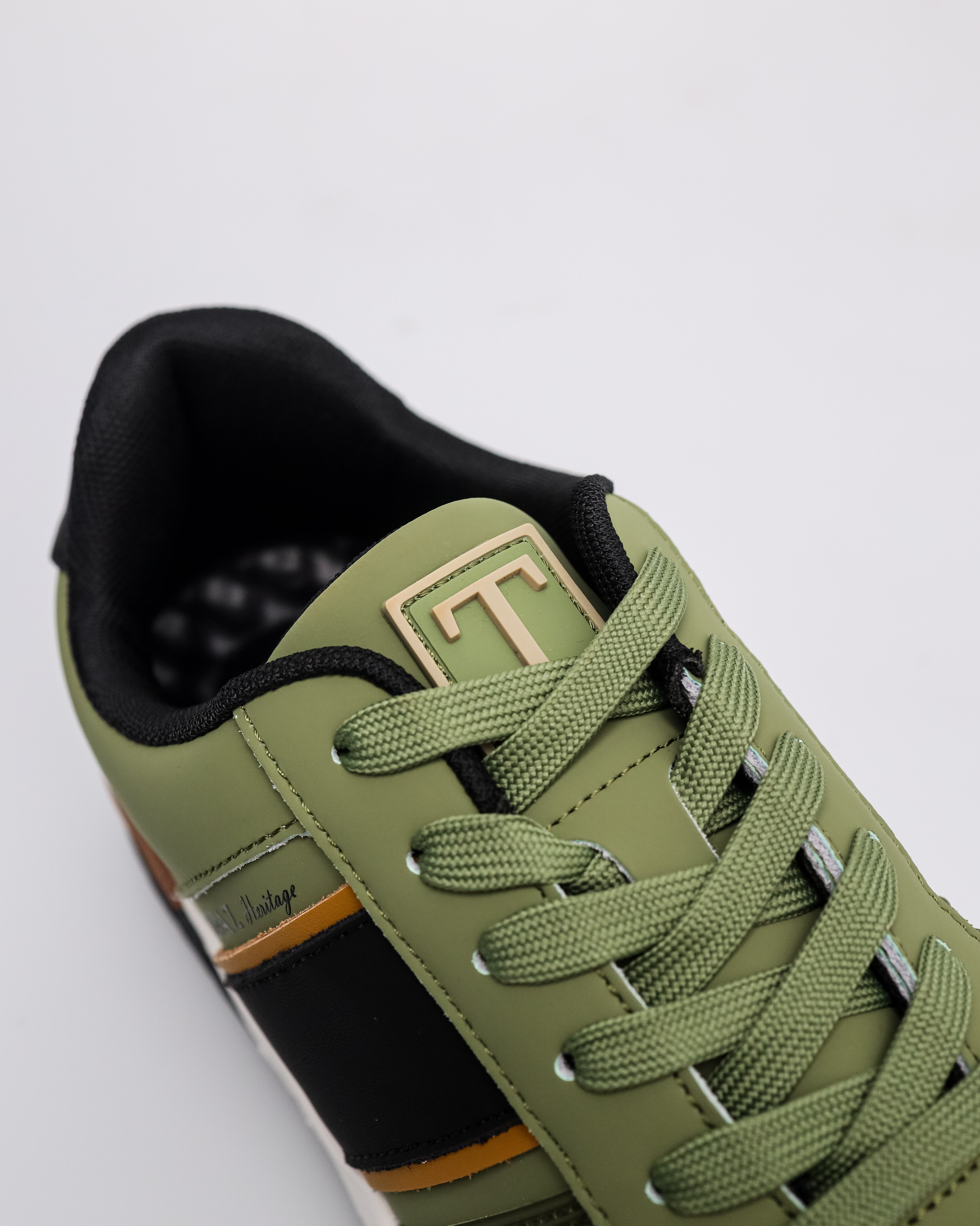 Tomaz C686 Men's Chromo Sneakers (Green/Black)