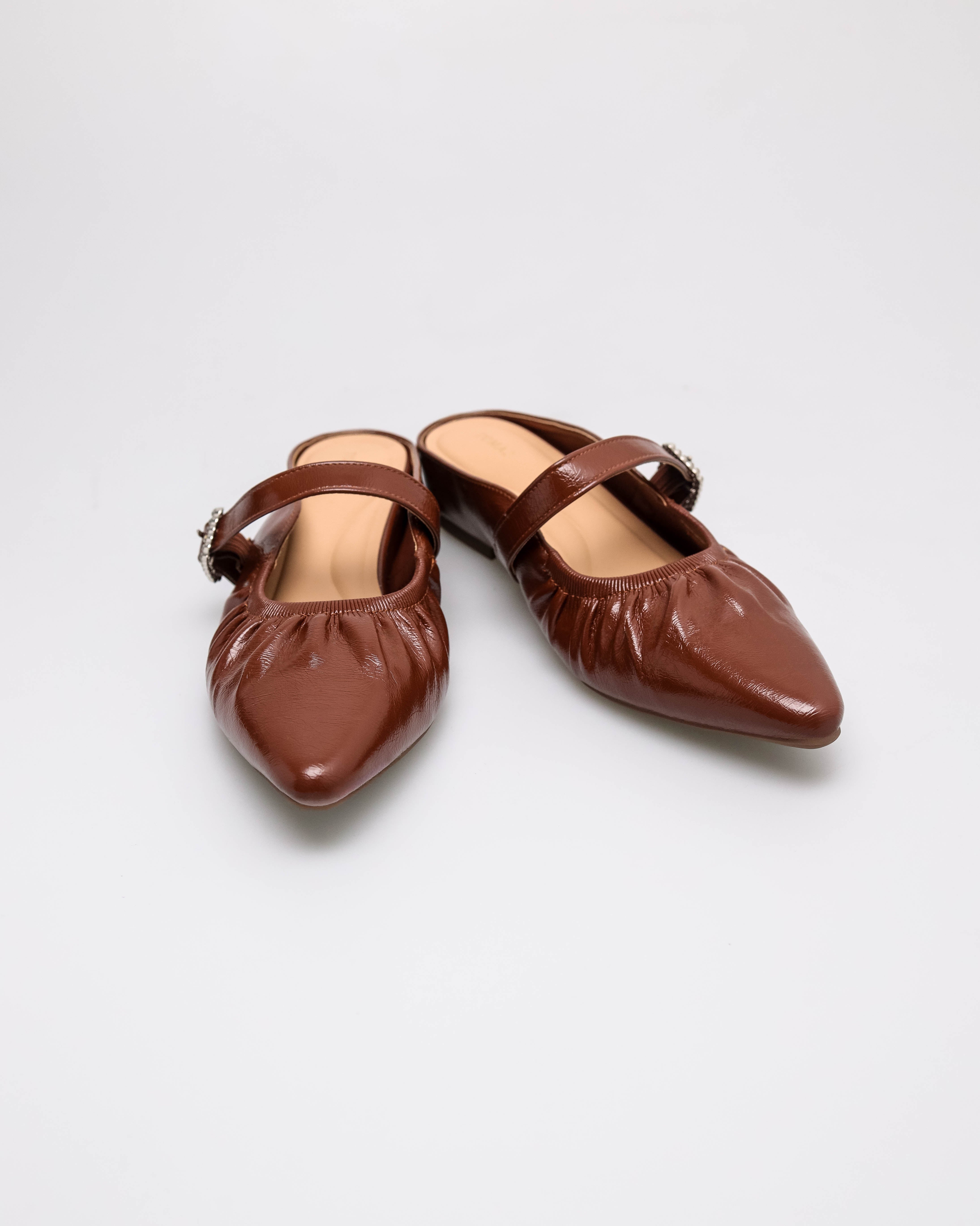 #color_brown