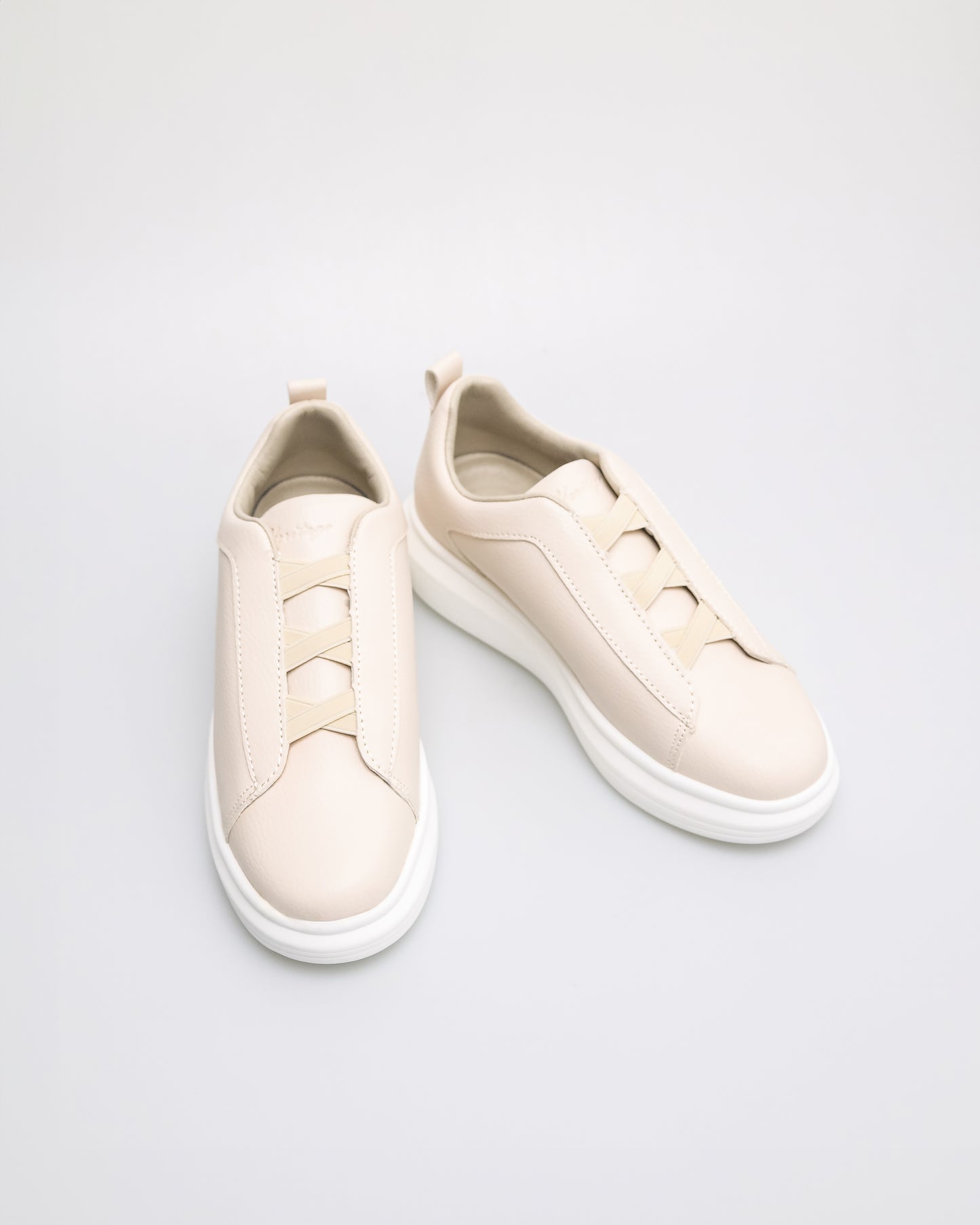 Tomaz C676W Ladies Plain X-Strap Sneaker (Beige)