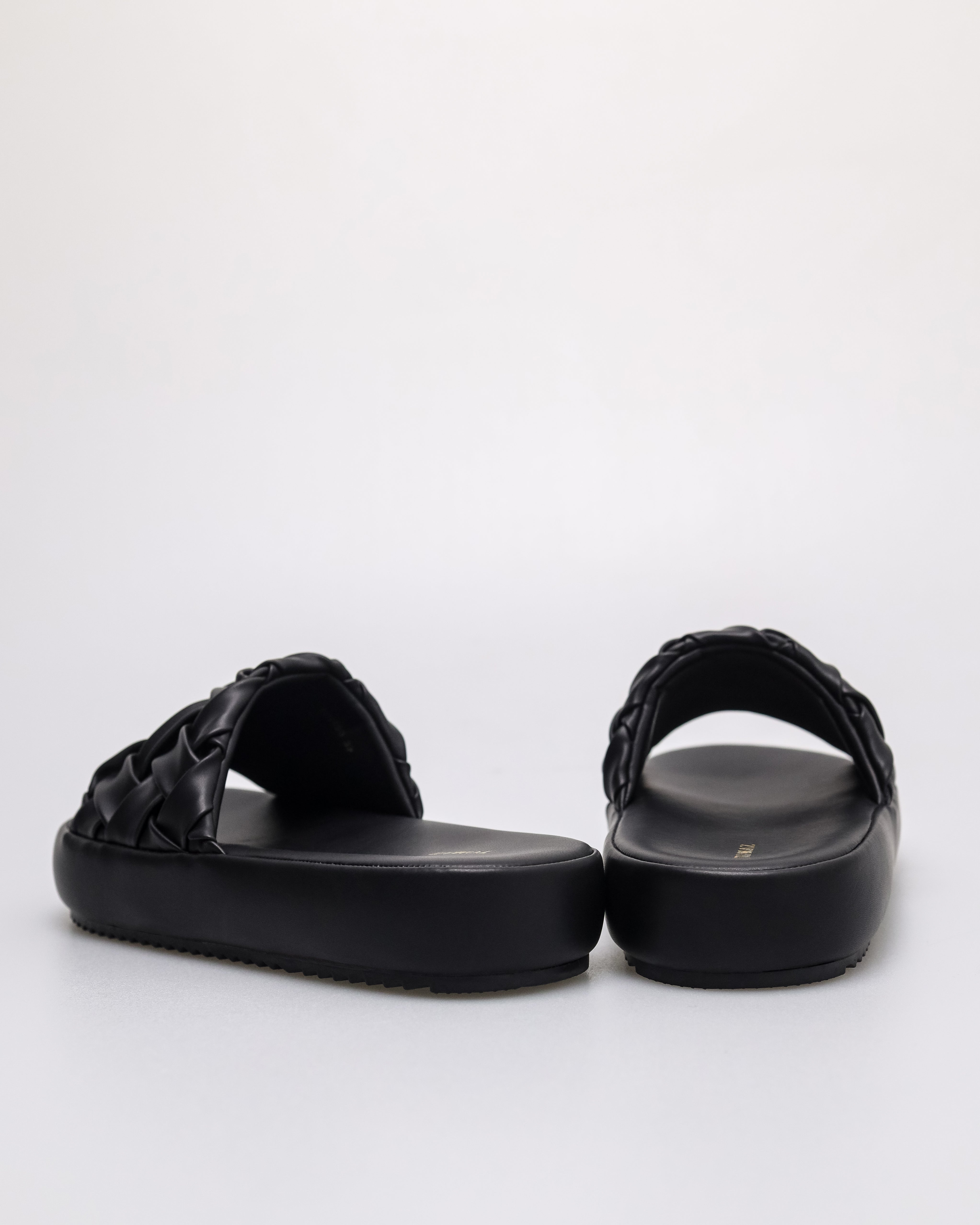 Tomaz NN450 Ladies Woven Flats (Black)