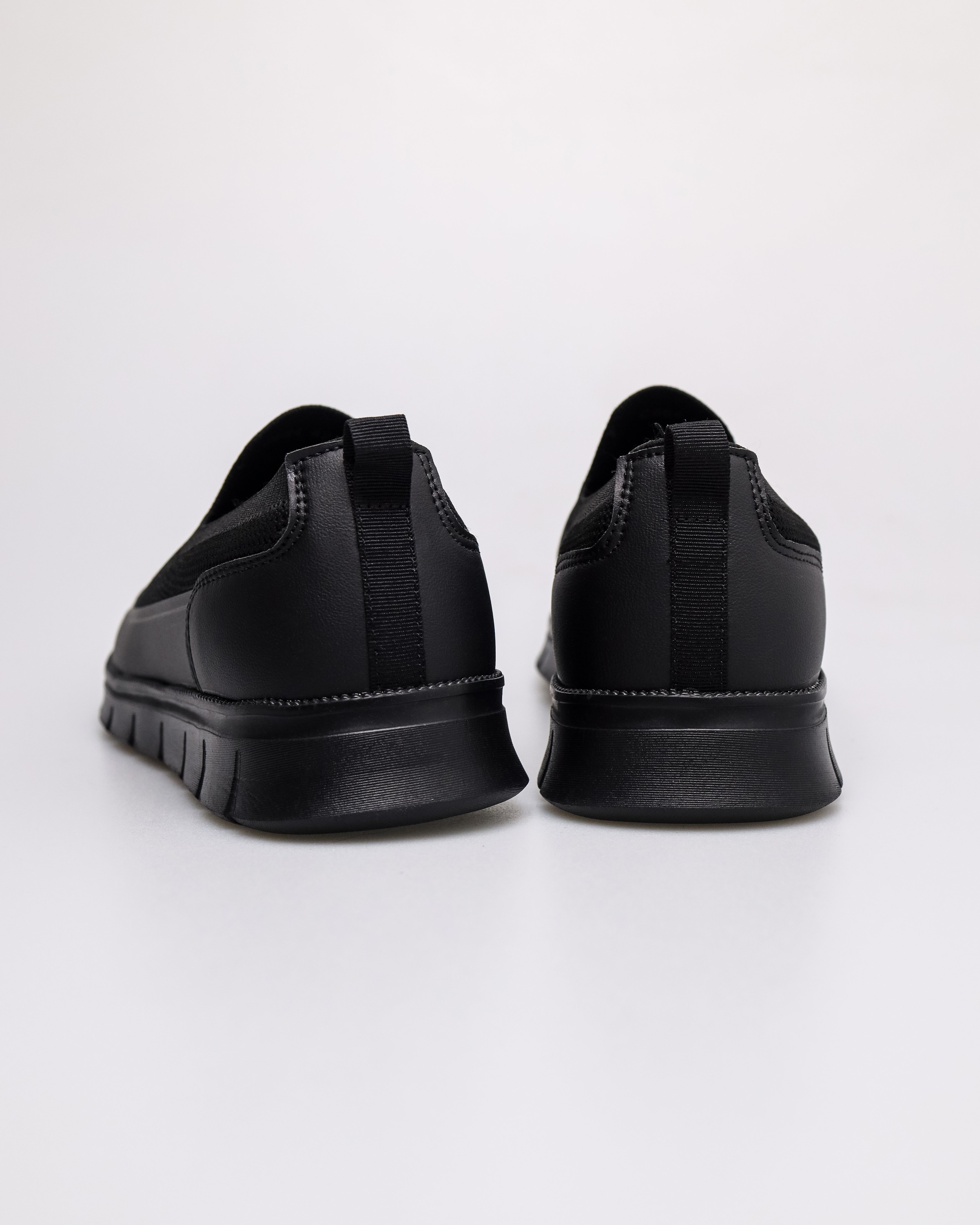 #color_black2