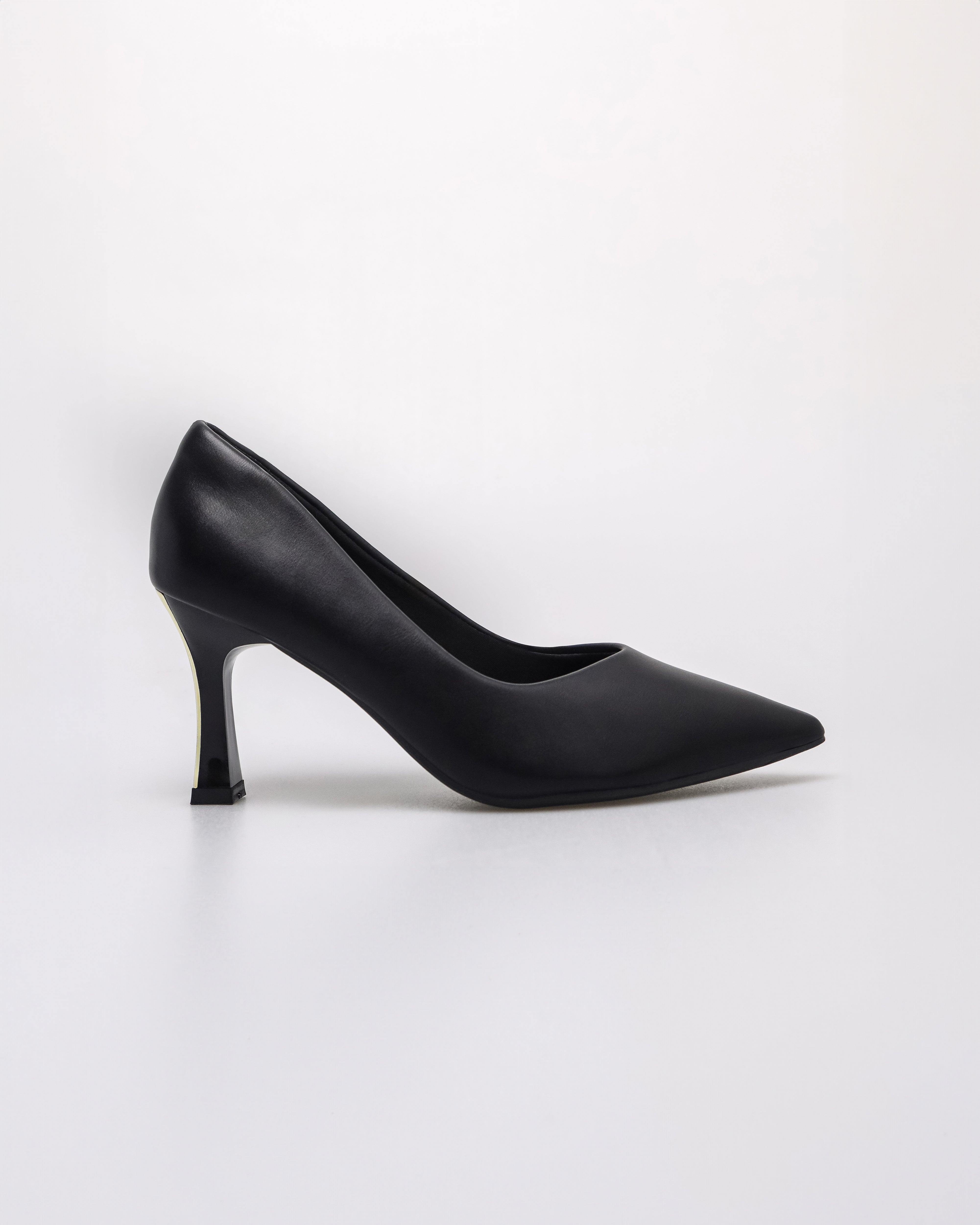 Tomaz NN433 Ladies Classy Pointy Heels (Black)