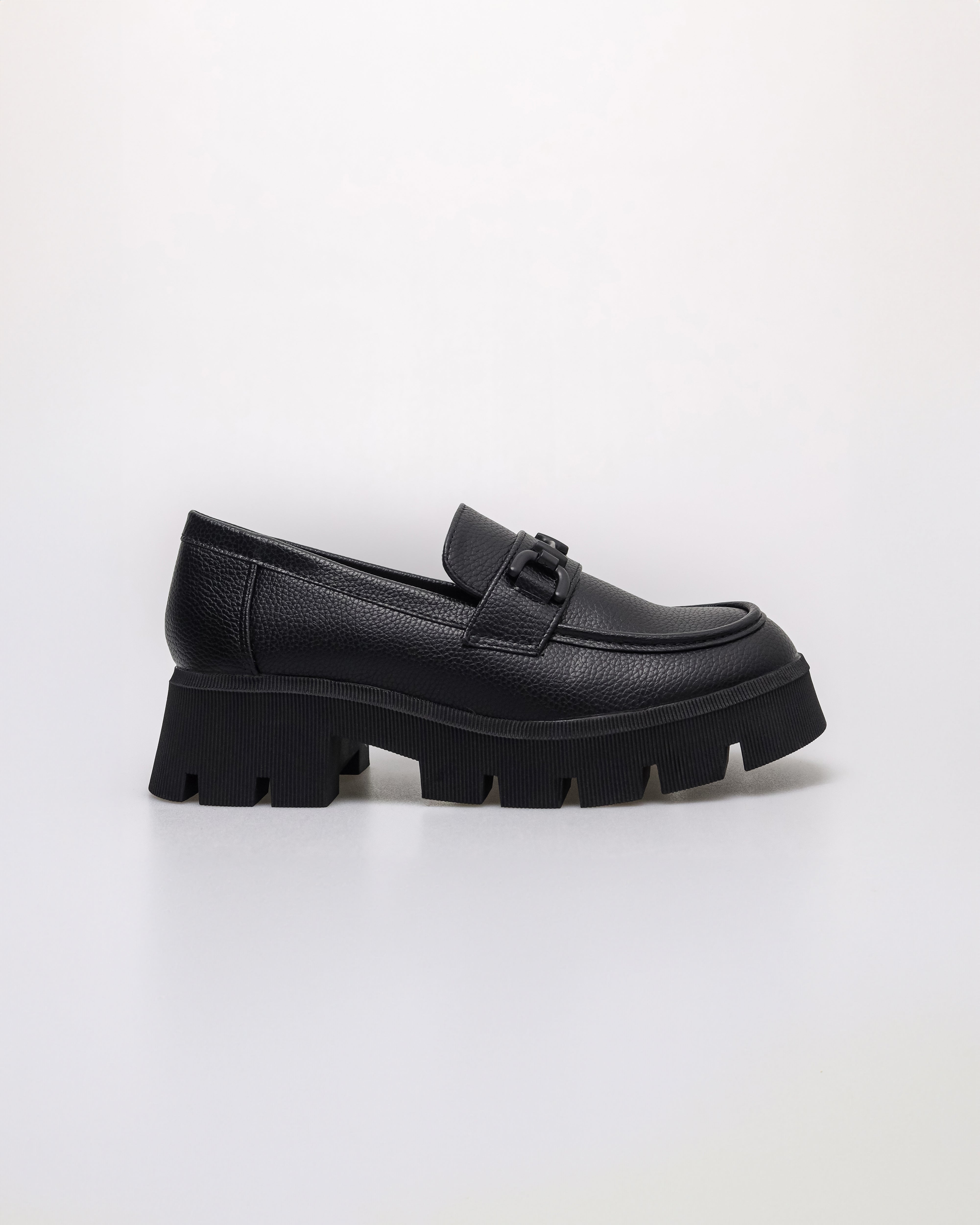 Tomaz NN493 Ladies Chunk Horsebit Loafers (Black)