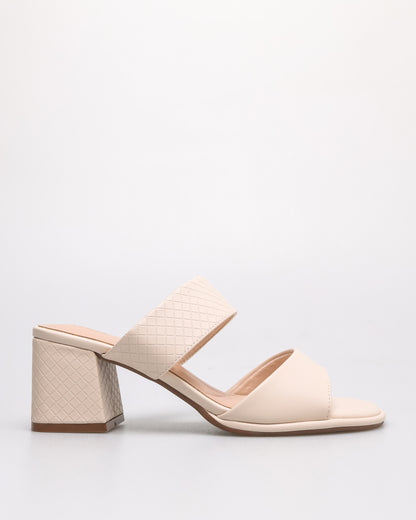 Tomaz NN369 Ladies Quilted Block Heels (Cream)