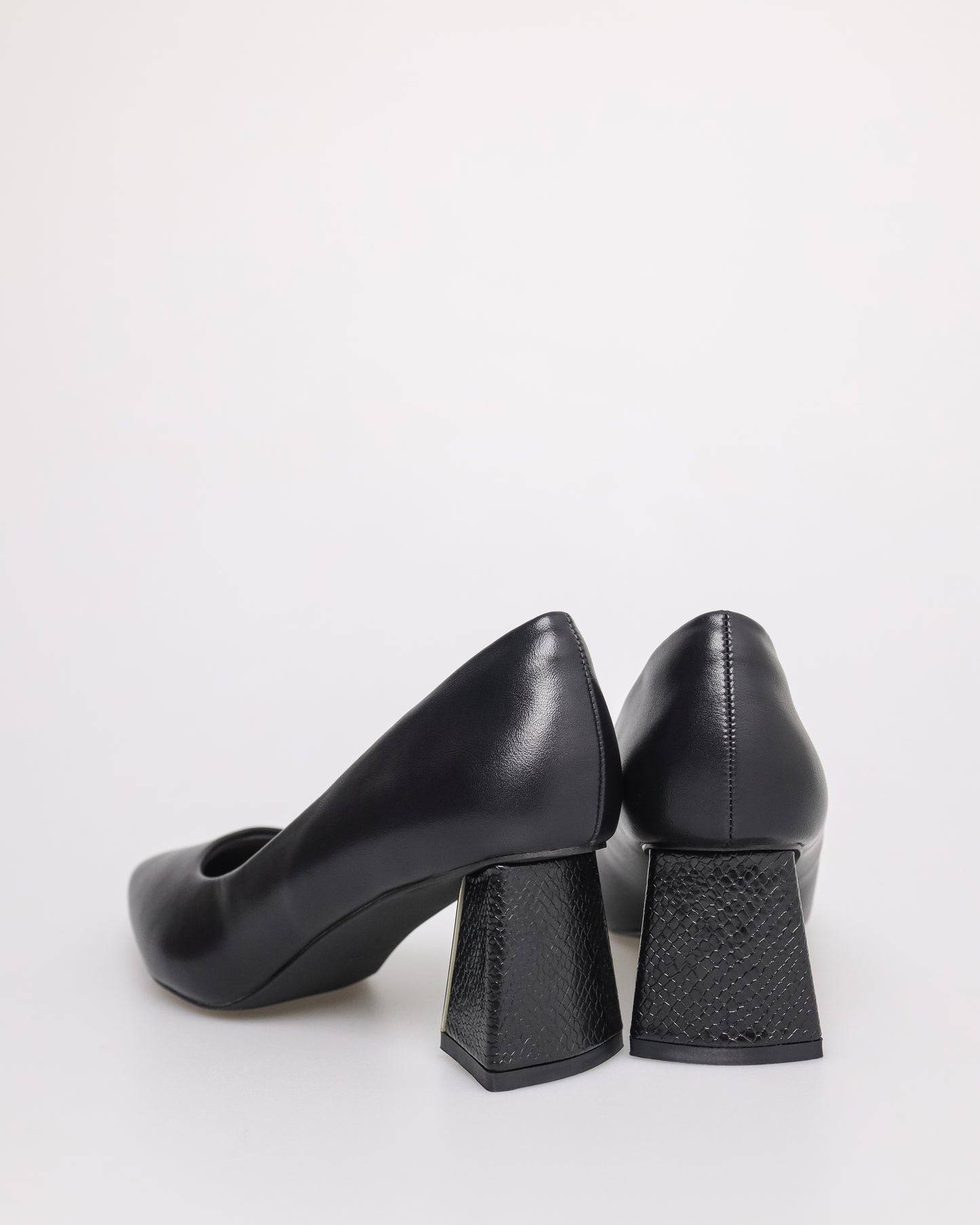 Tomaz NN155 Ladies Gold Block Heels (Black)