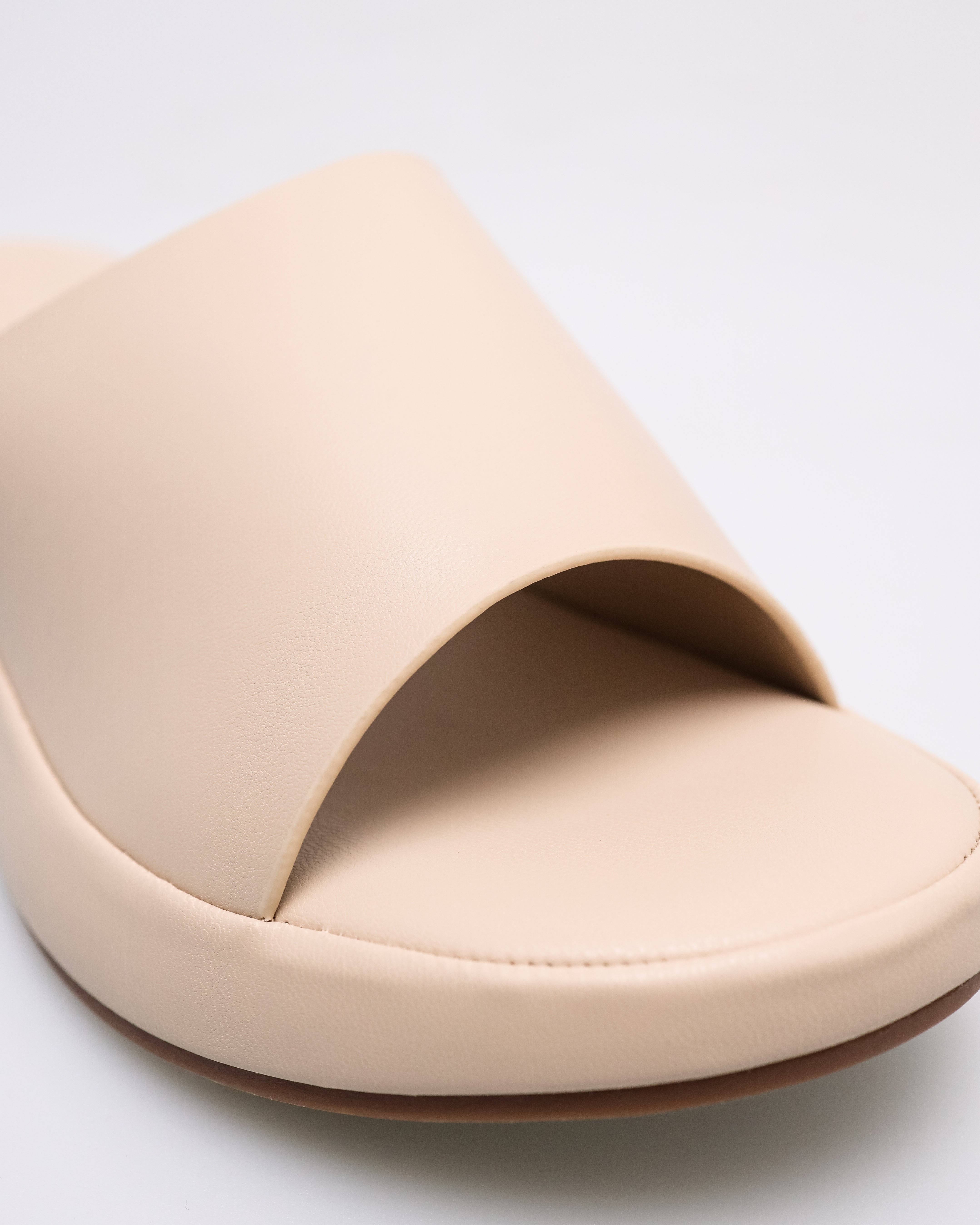 #color_beige