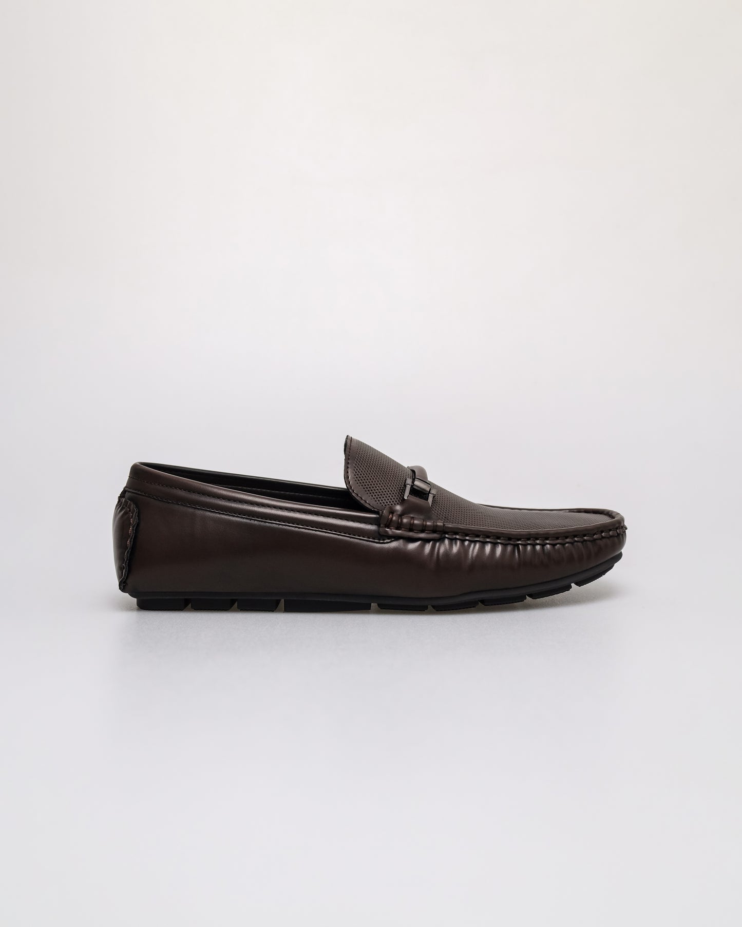 Tomaz C666 Men's Braze Buckle Moccasins (Coffee)