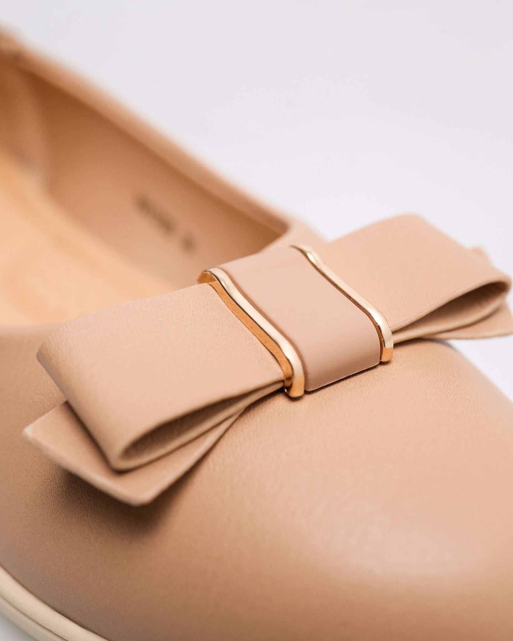 #color_beige