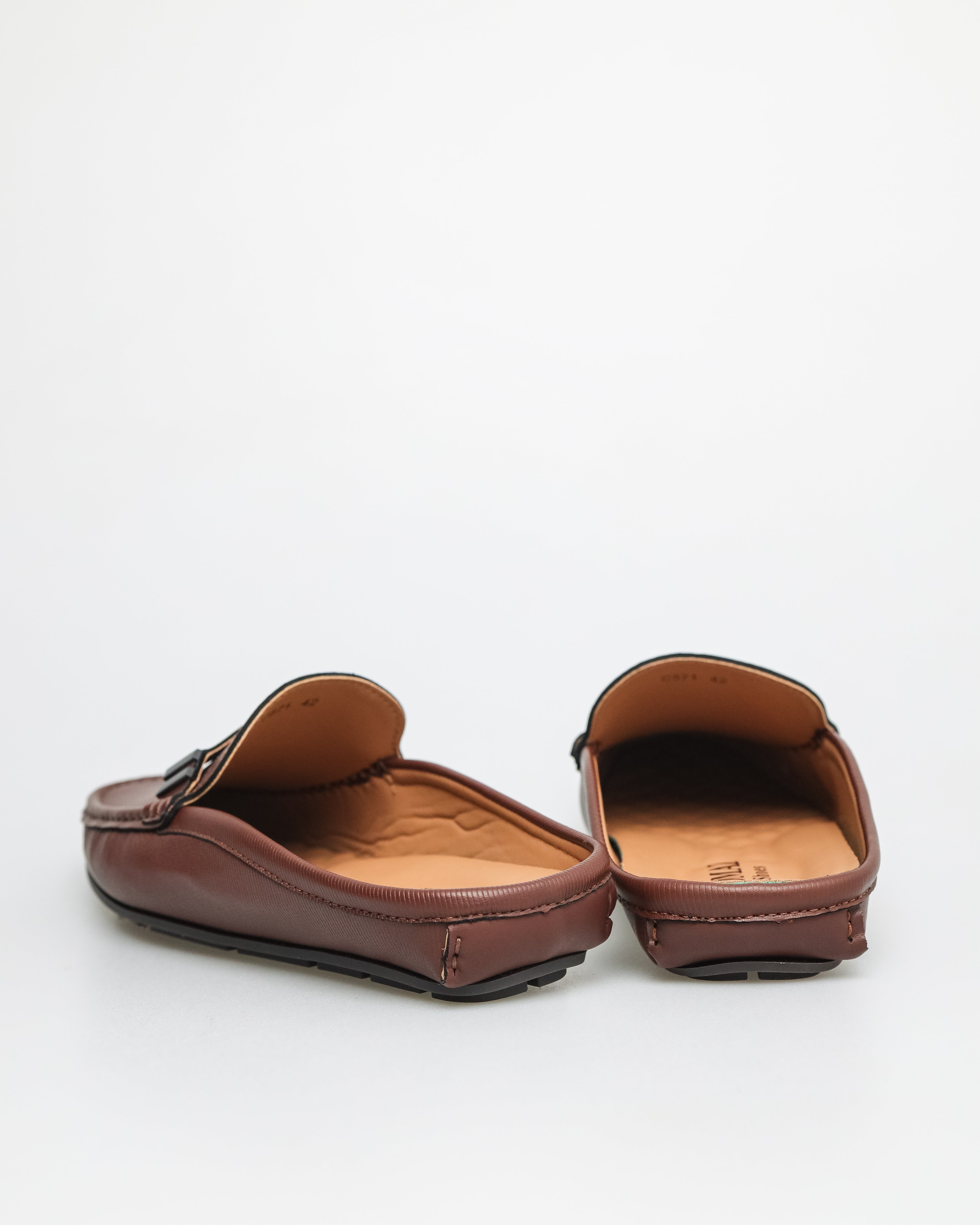 Tomaz C571 Men's Slip-on Mules (Brown)