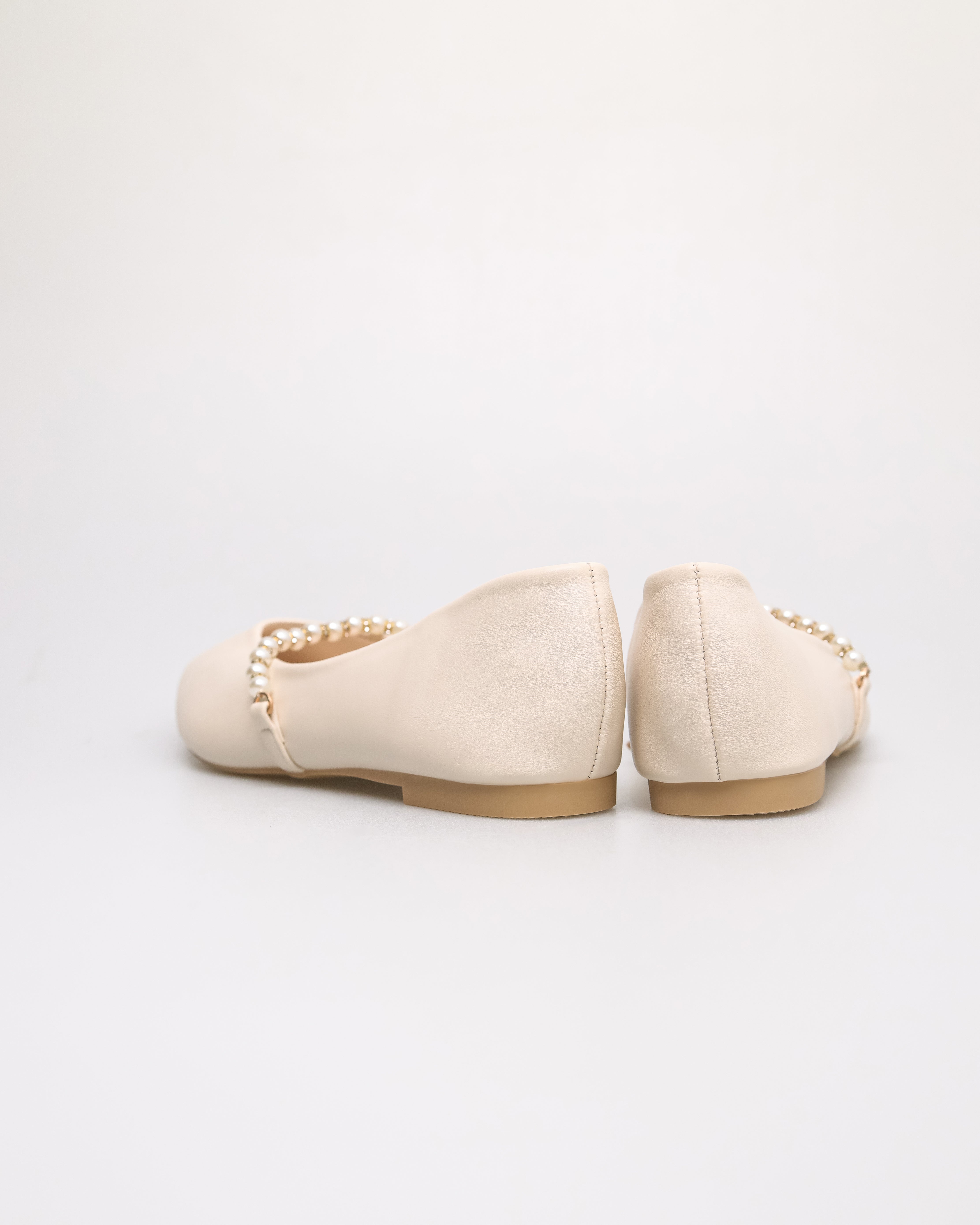 Tomaz YX193 Ladies Plain Pearl Flats (Cream)