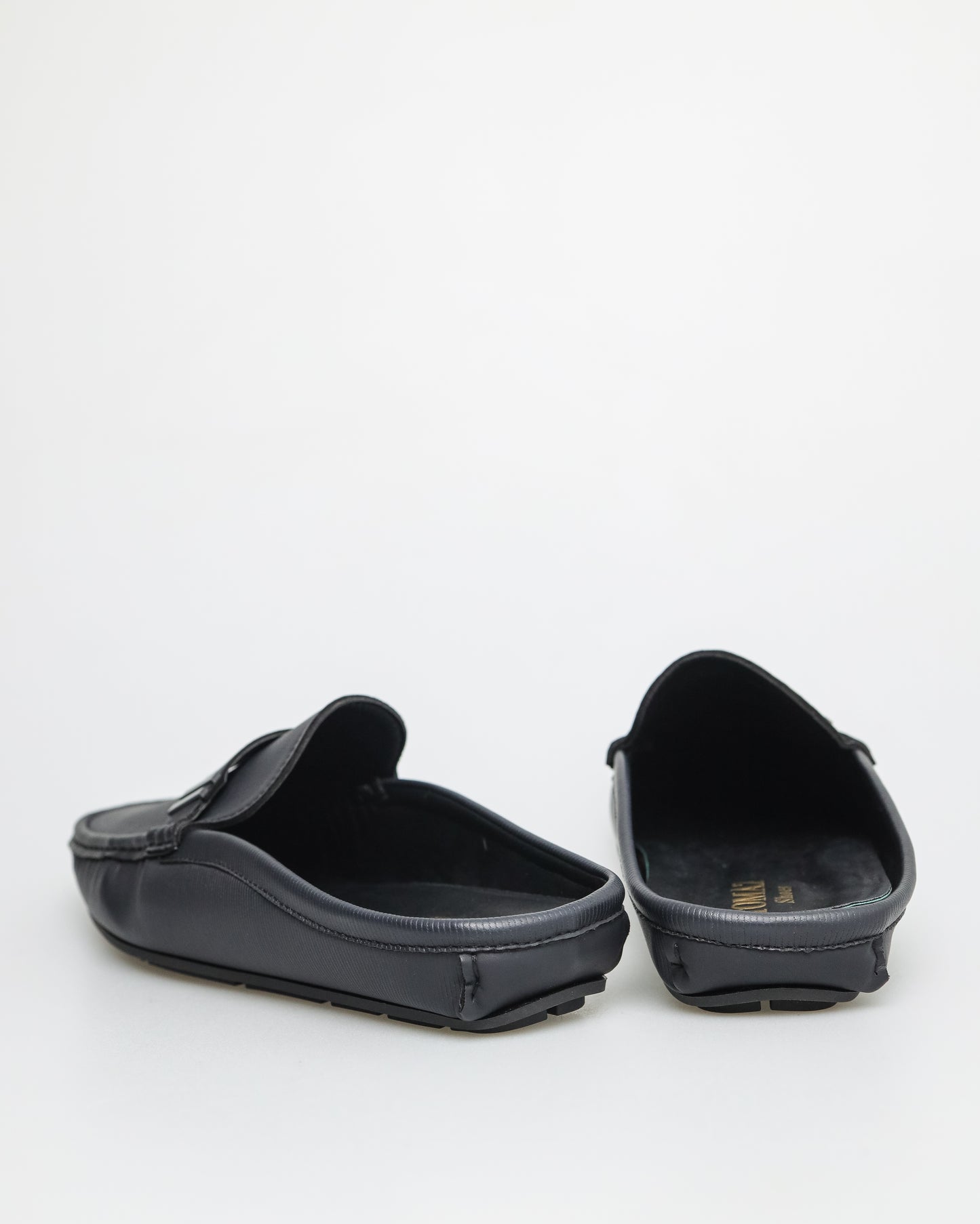 Tomaz C571 Men's Slip On Mules (Black)