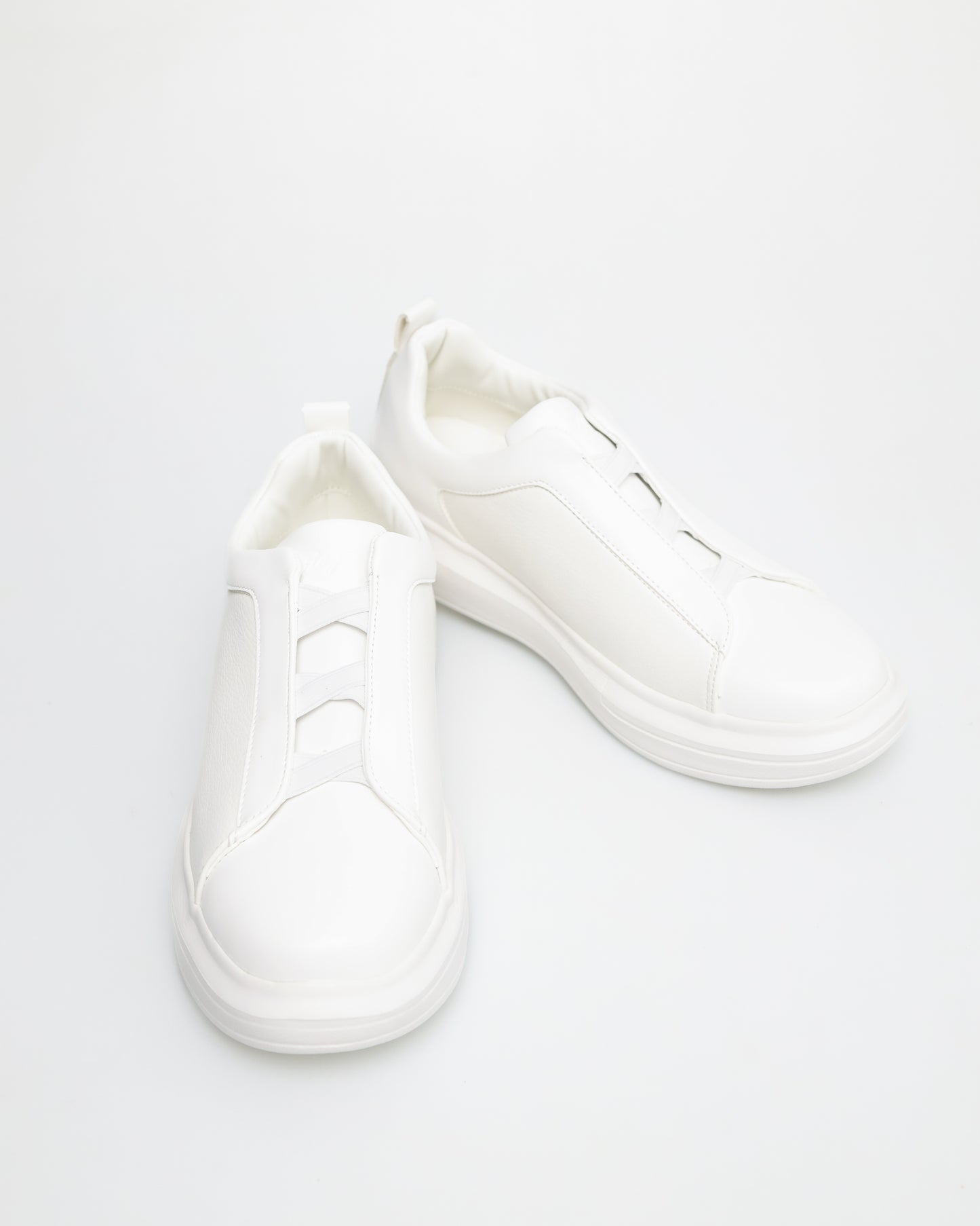 Tomaz C589 Men's Sneaker (White)
