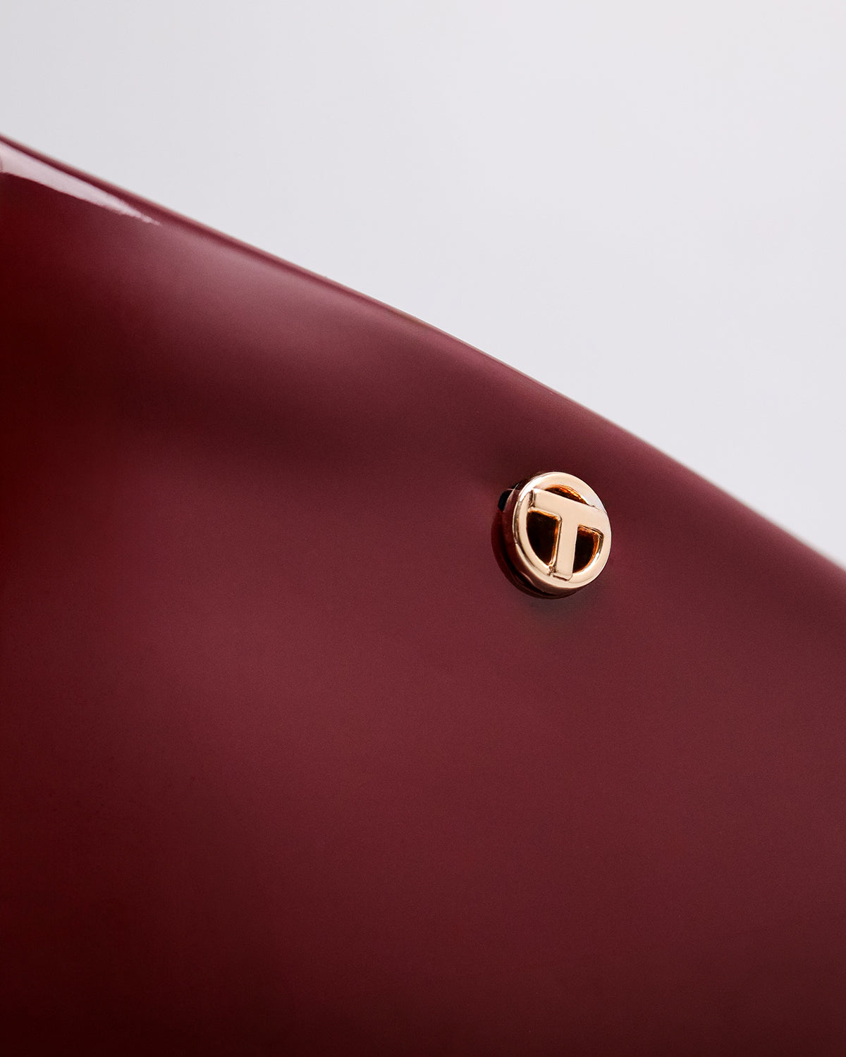 #color_burgundy