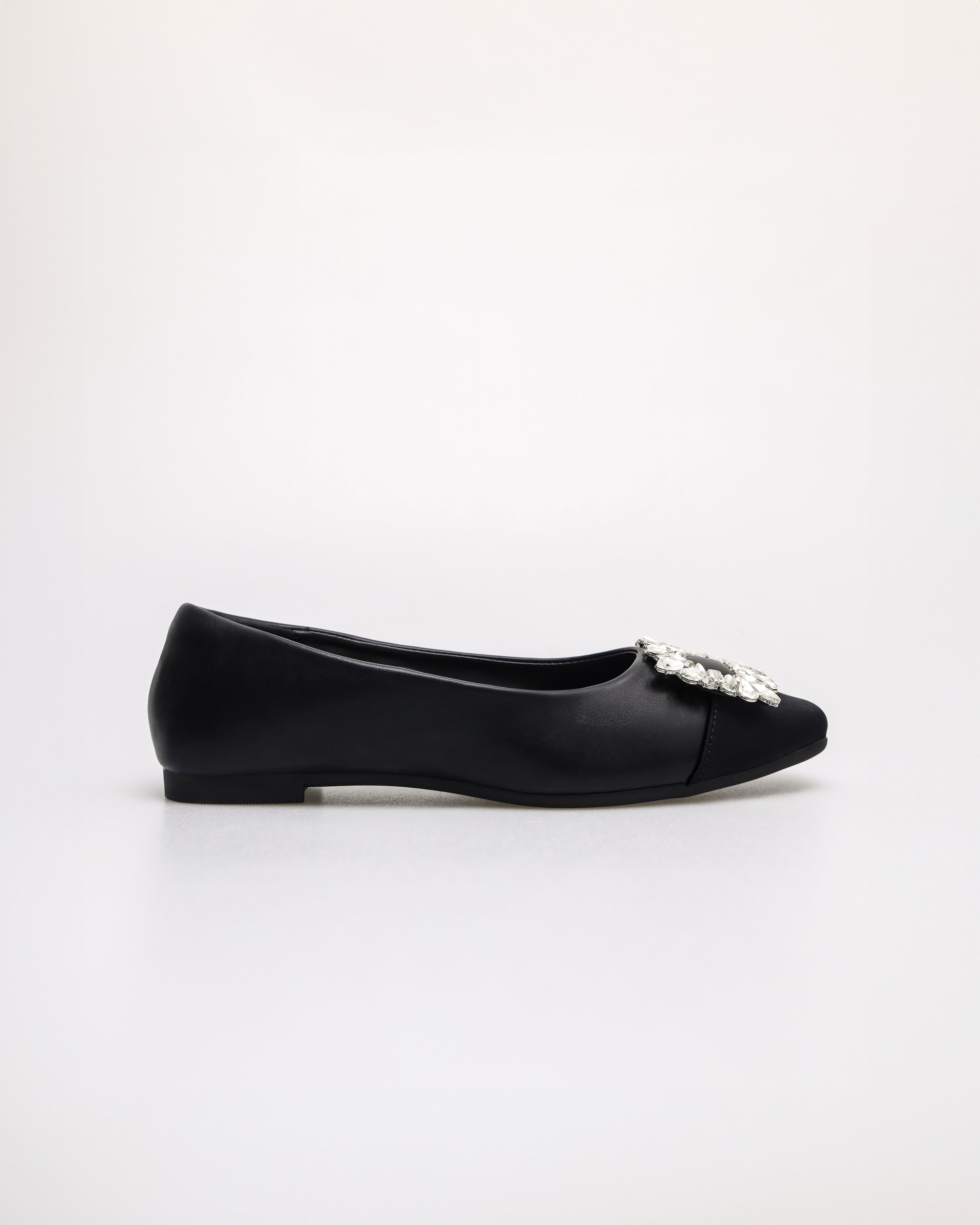 Tomaz NN469 Ladies Crystal Charm Flats (Black)