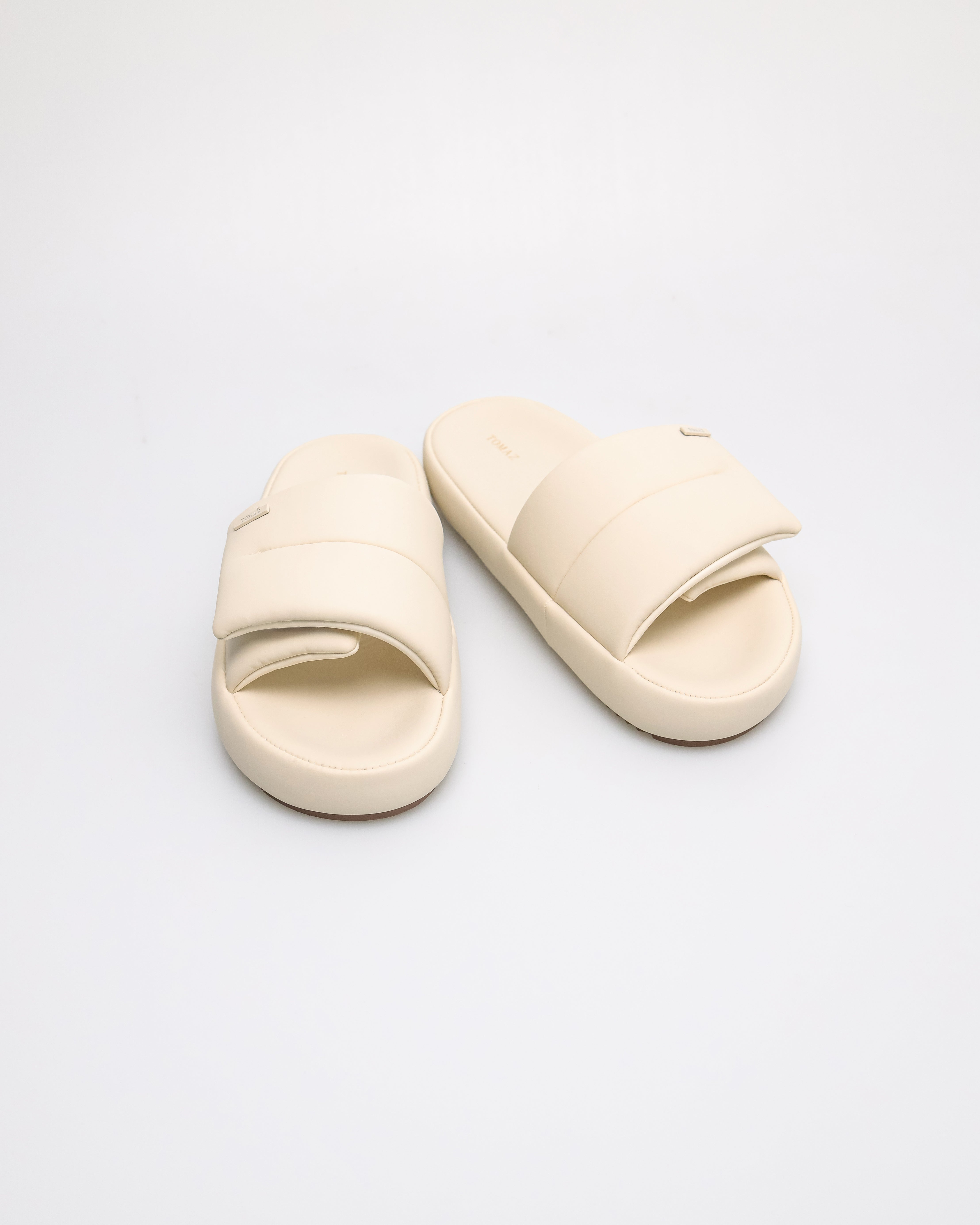 Tomaz NN393 Ladies Puff Slipper (Cream)