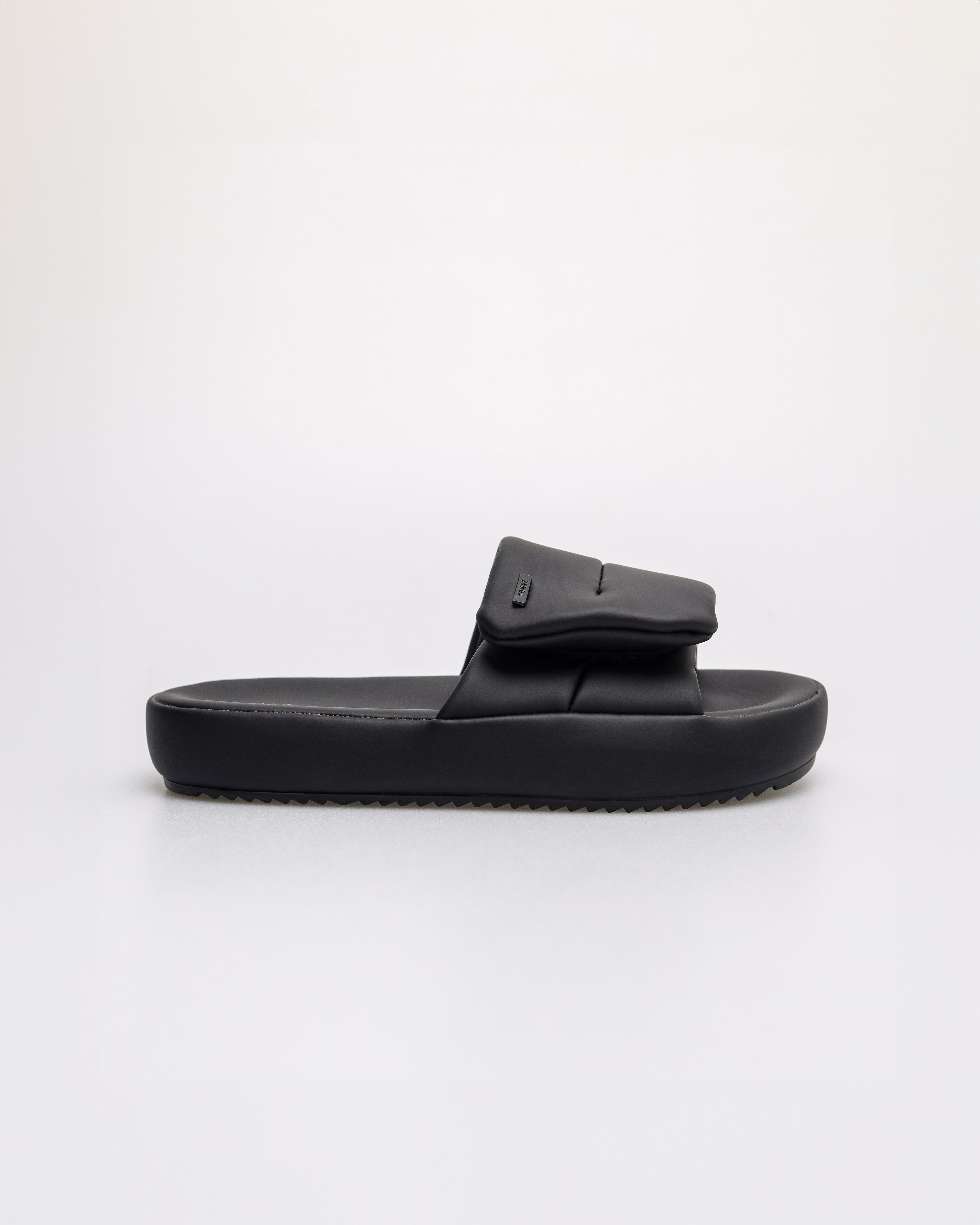 Tomaz NN393 Ladies Puff Slipper (Black)