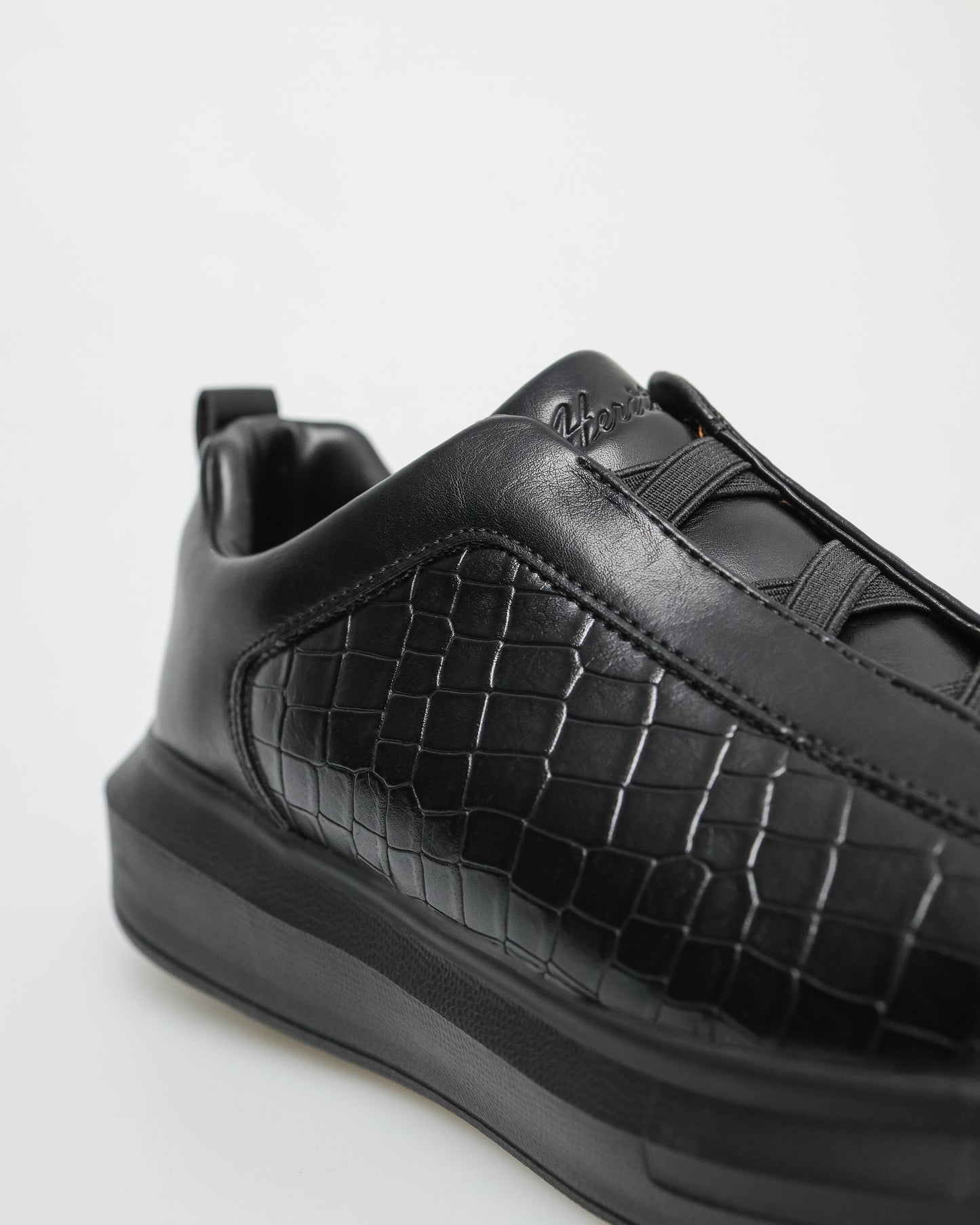 Tomaz C588 Men's Stretch Knit X-Strap Sneaker (Black)