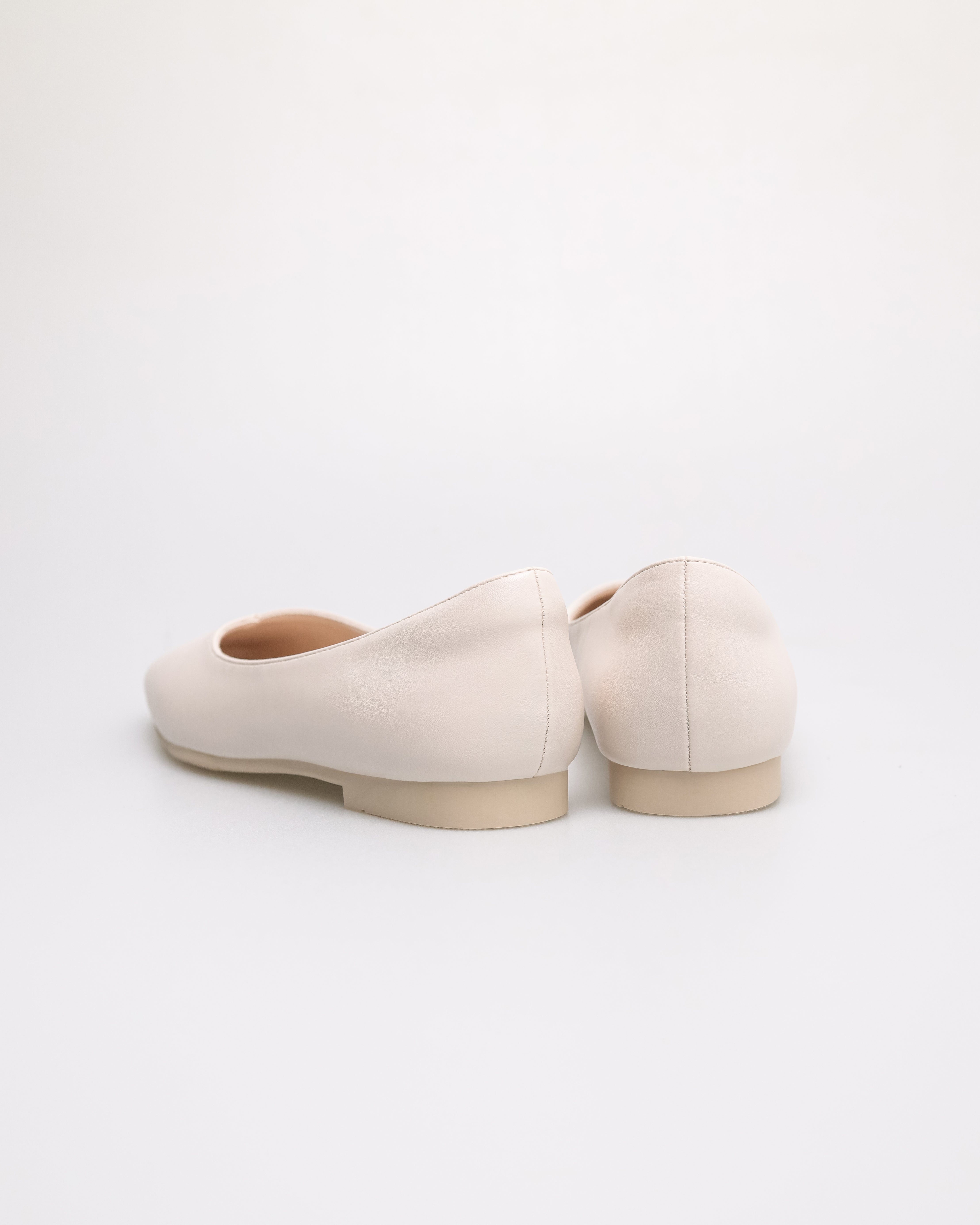 Tomaz NN461 Ladies Squared Flats (Cream)