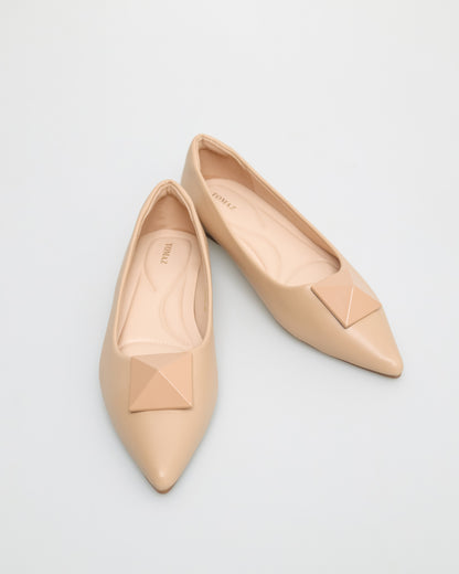 Tomaz NN202 Ladies Stud Pointed-Toe Flats (Beige)