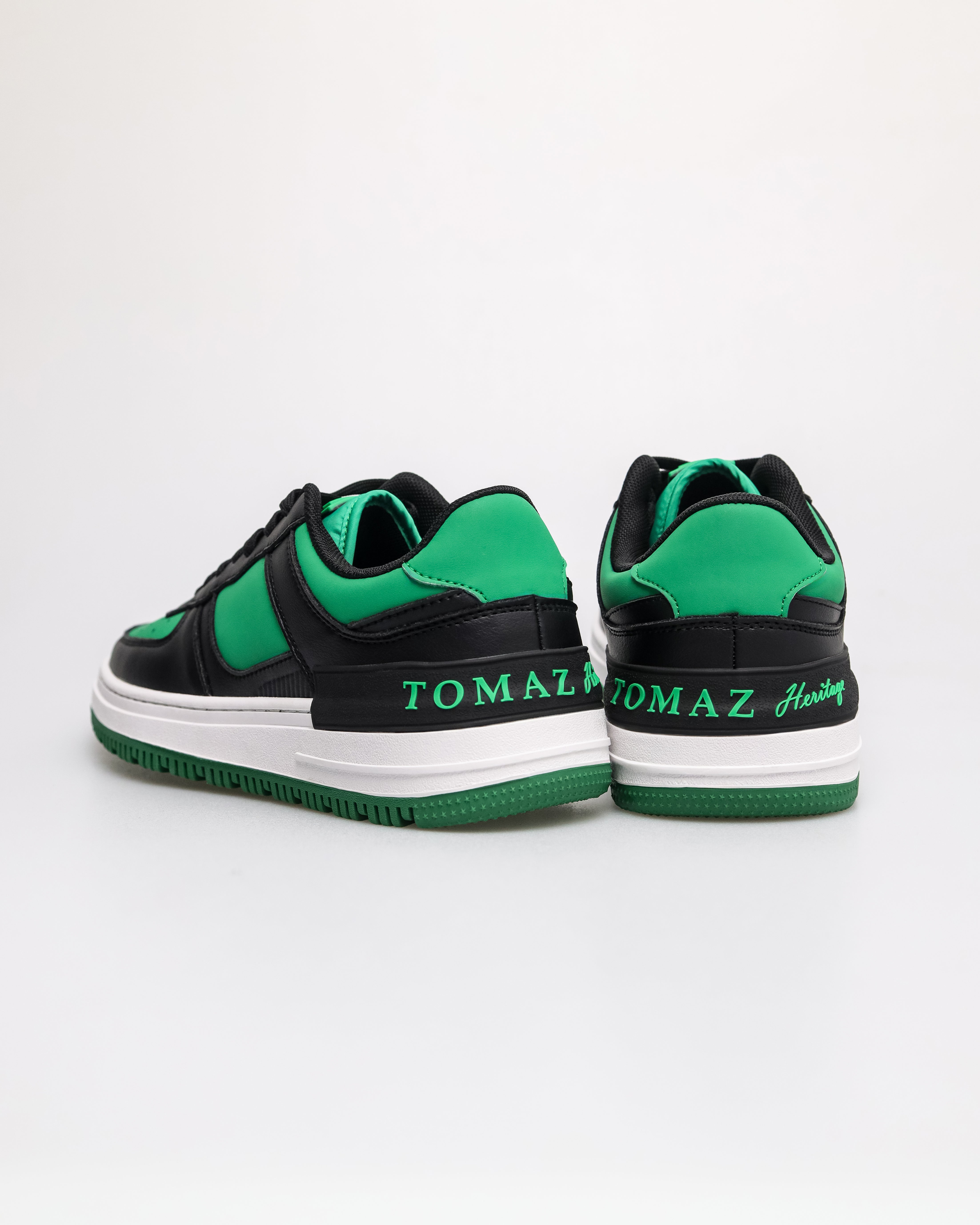 Tomaz C675M Men's Modern Stride Sneakers (Black/Green)