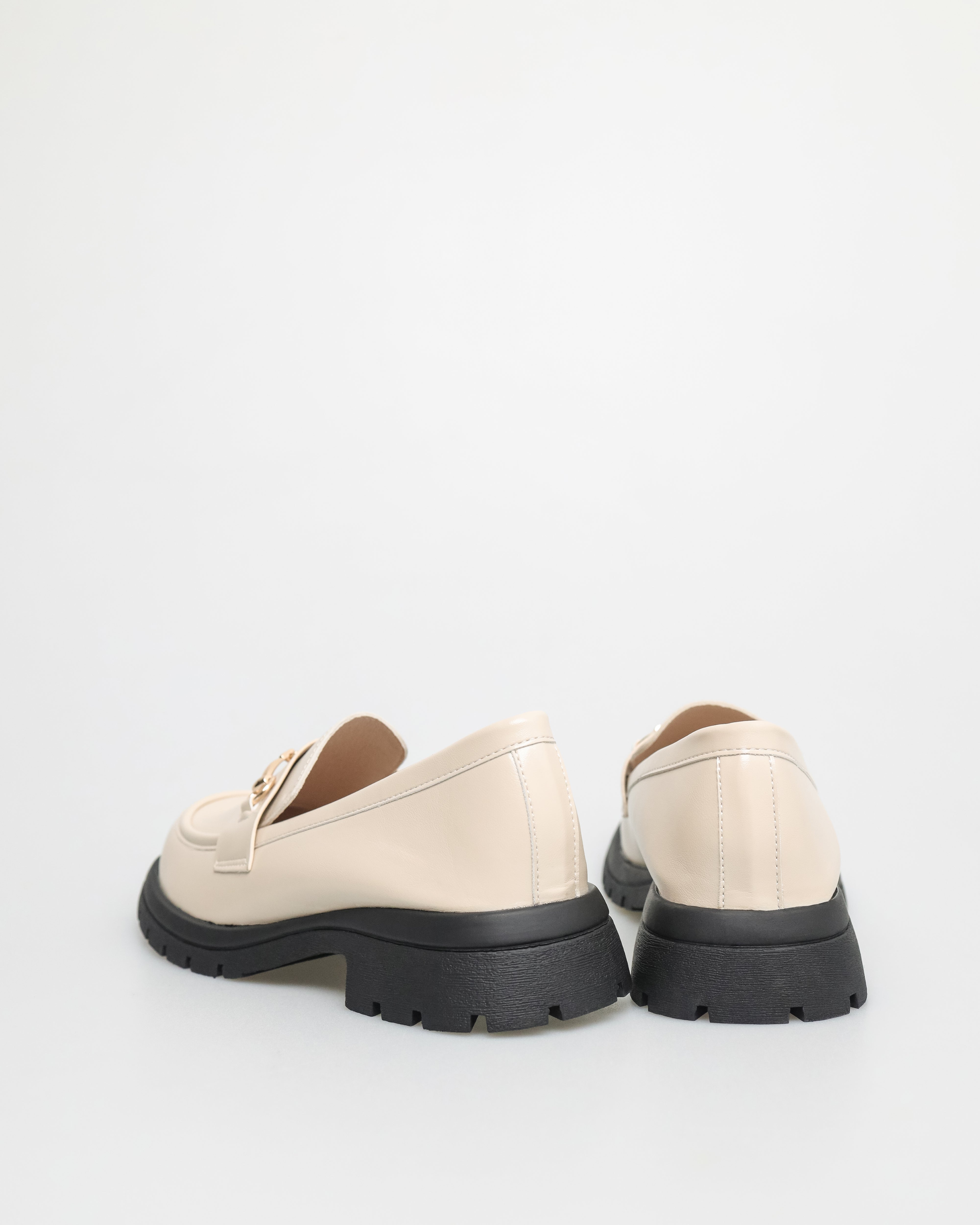 Tomaz NN191 Ladies Buckle Loafer (Cream)