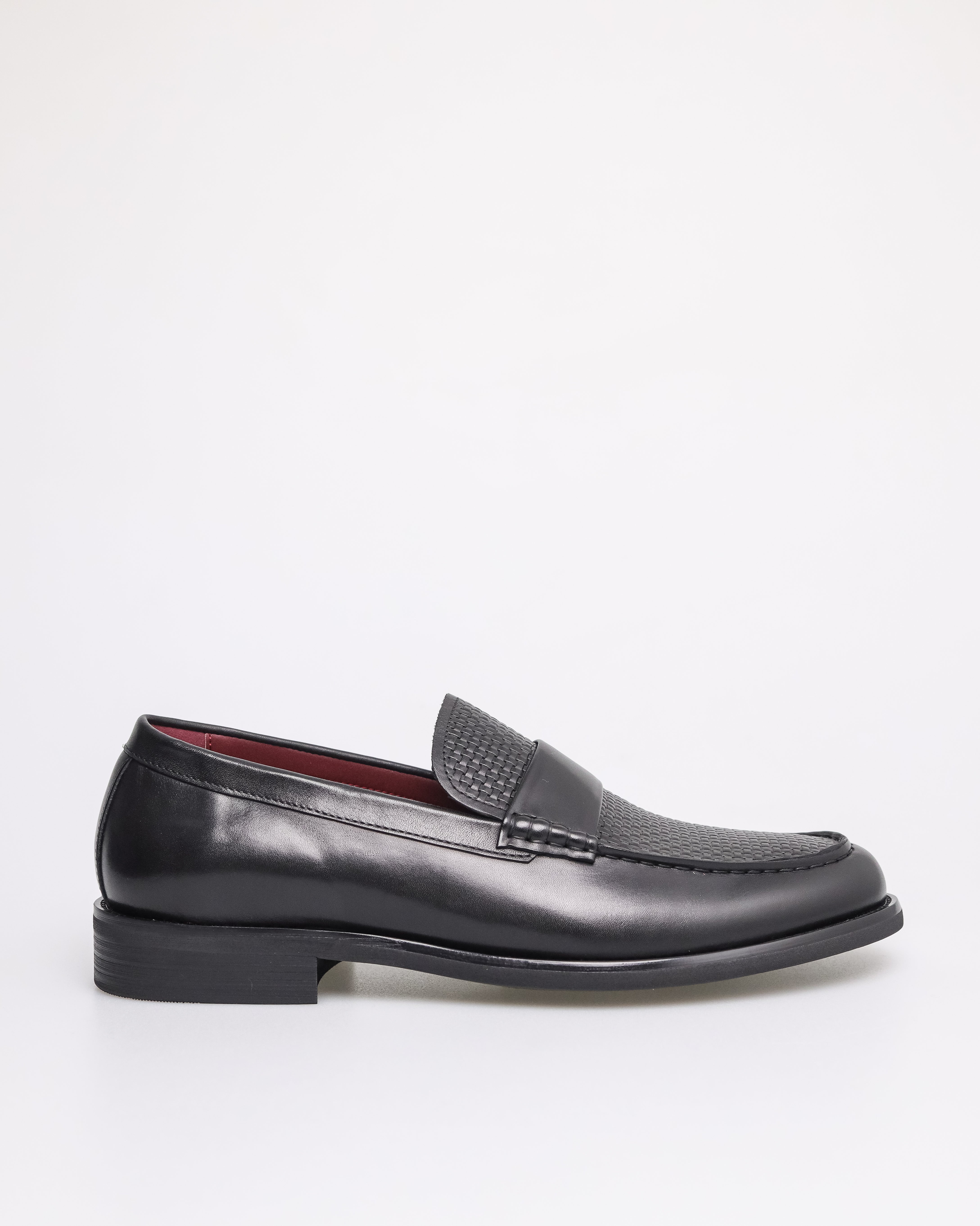 Tomaz HF069 Men's Penny Loafer (Black)