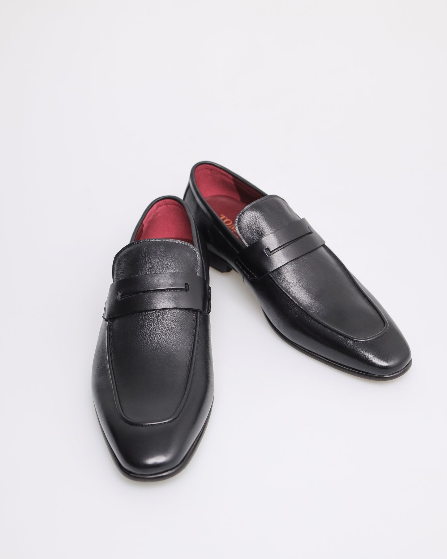 Tomaz HF065 Men's Penny Loafer (Black)