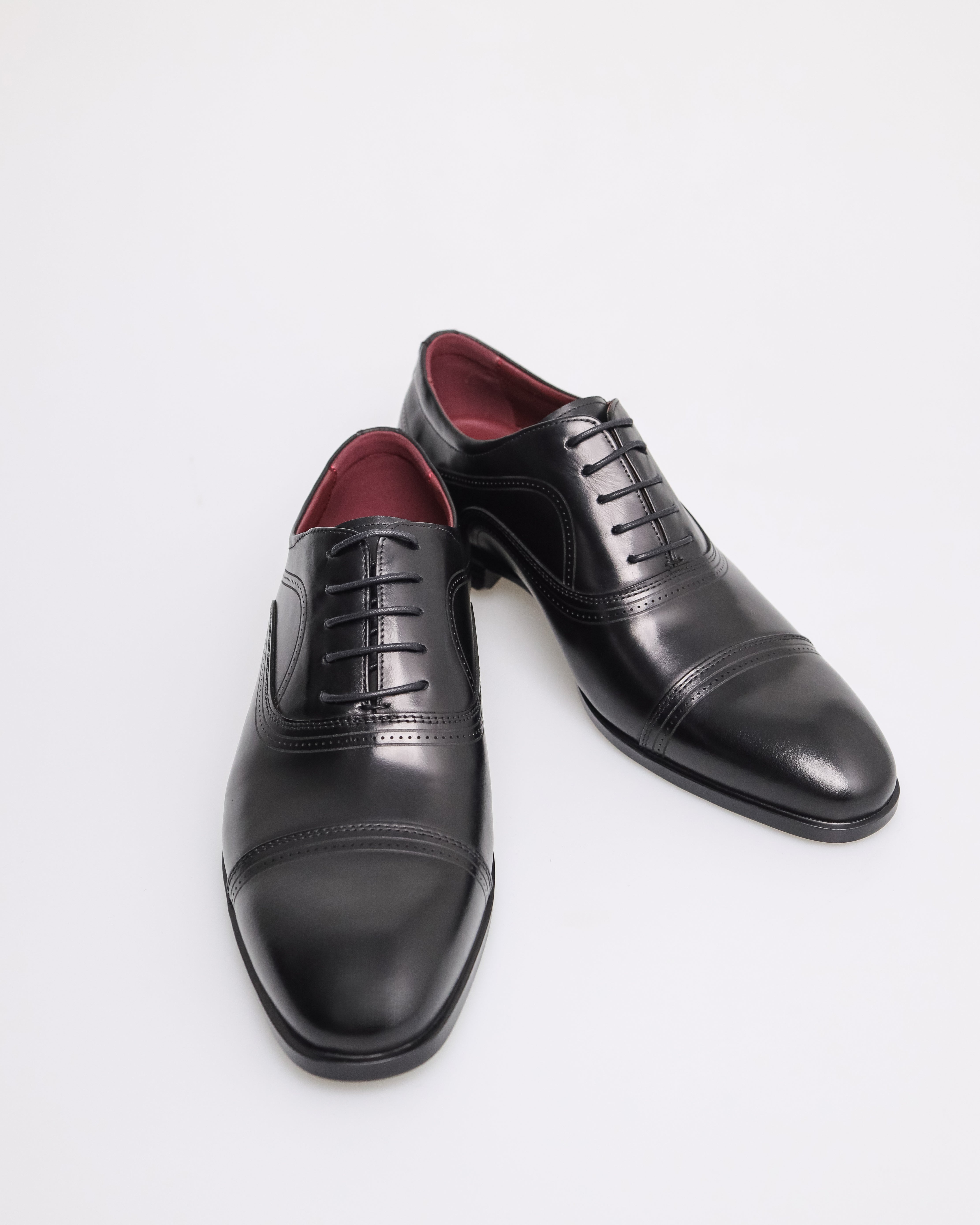 Tomaz HF030 Men's Cap Toe Oxford (Black)