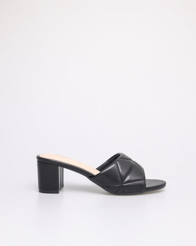 Tomaz NN210 Ladies Quilted Leather Block Heels