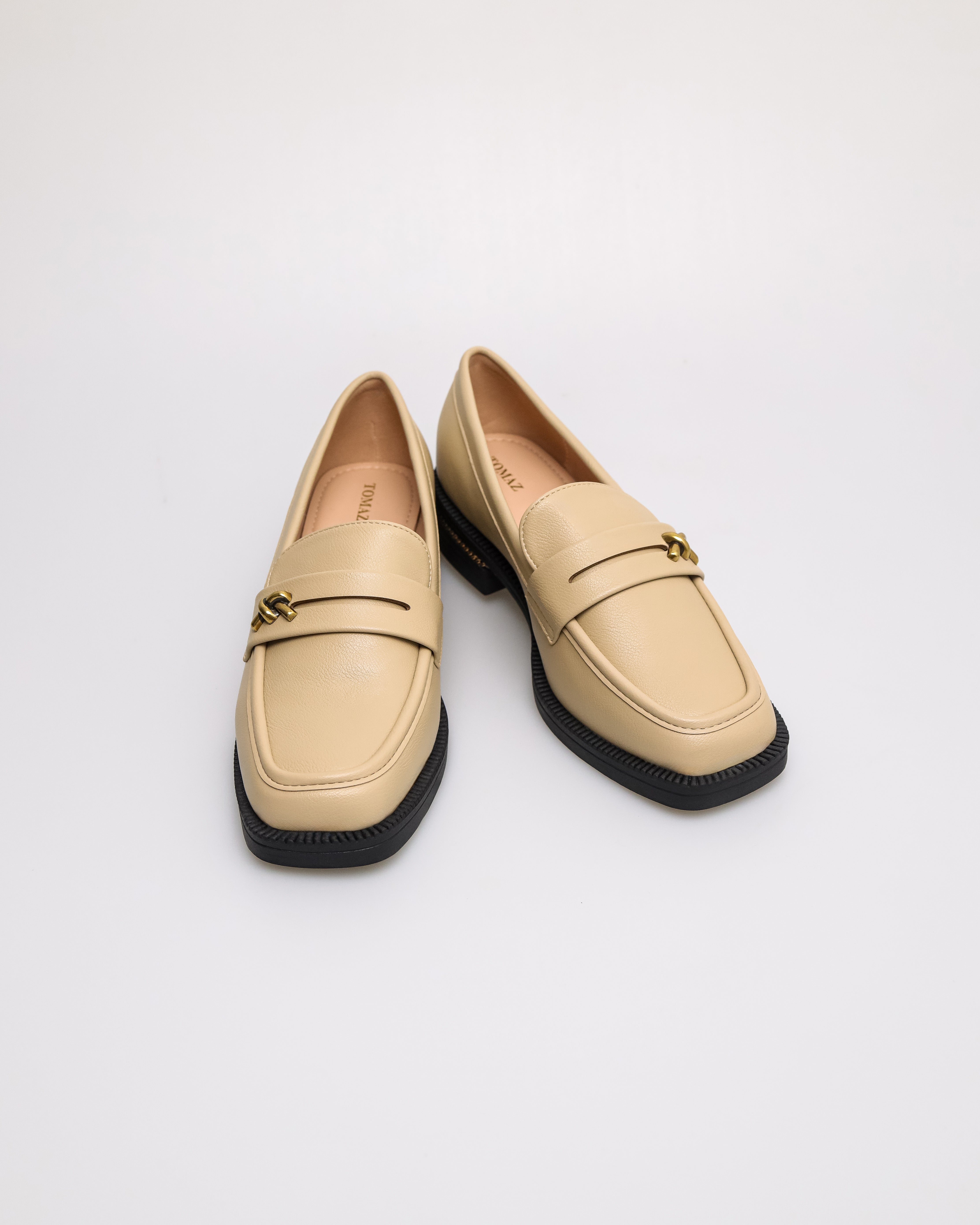 Tomaz FL078 Ladies Golden Chain Elegance Loafer (Cream)