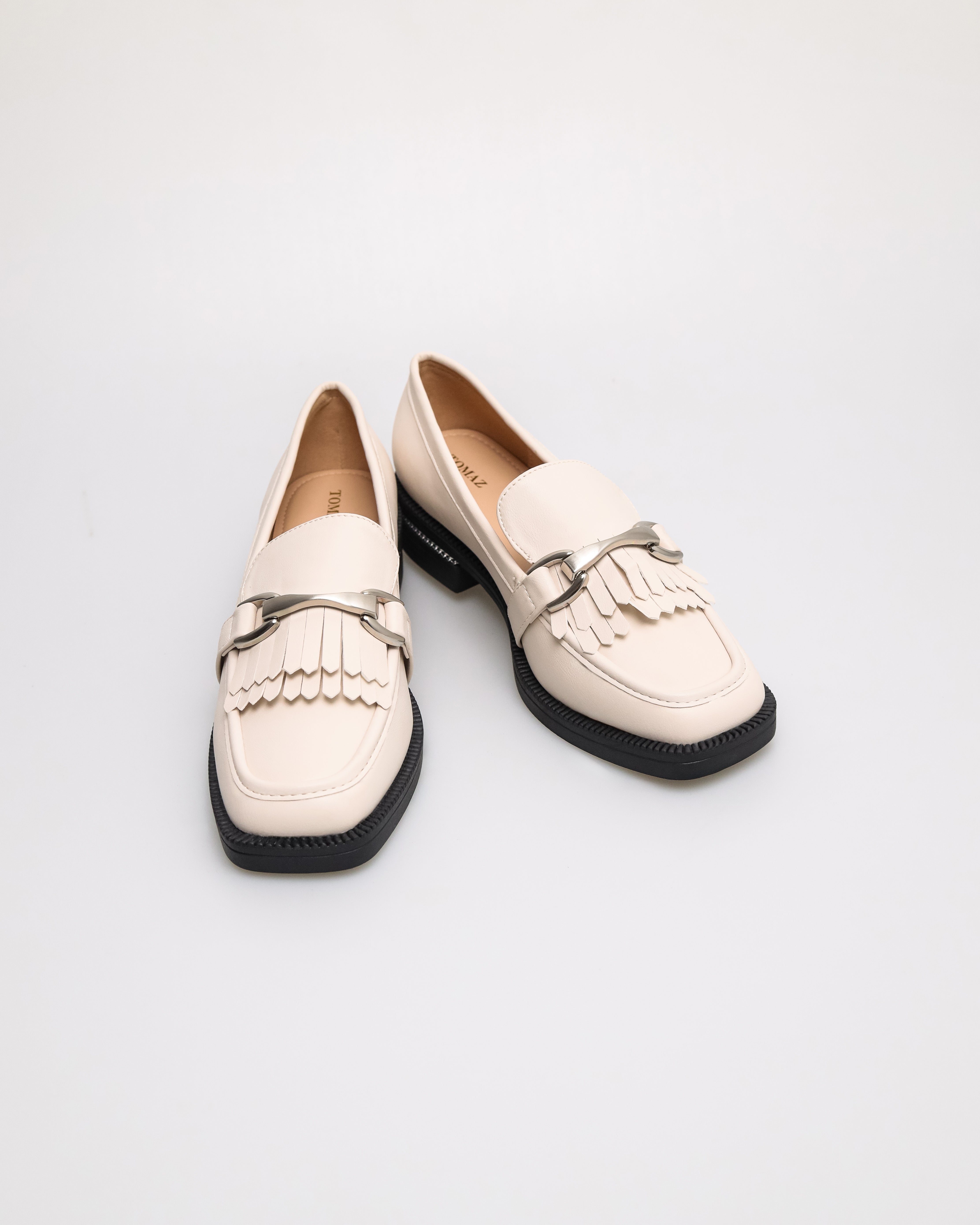 Tomaz FL080 Ladies Loafers (Off White)